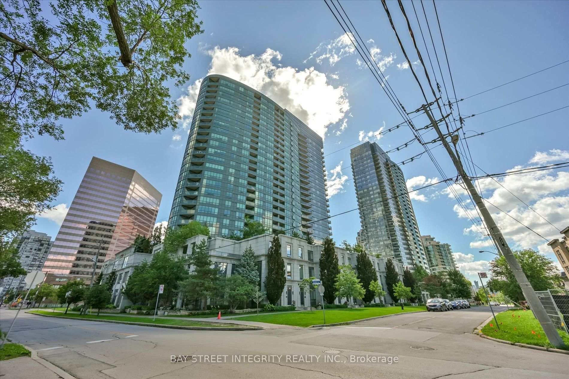 Front of Unit 1906, 15 Greenview Avenue
