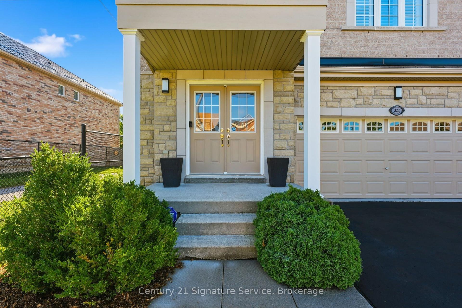 Photo 2 of 322 Comiskey Crescent, Mississauga, Meadowvale Village — HOMEH
