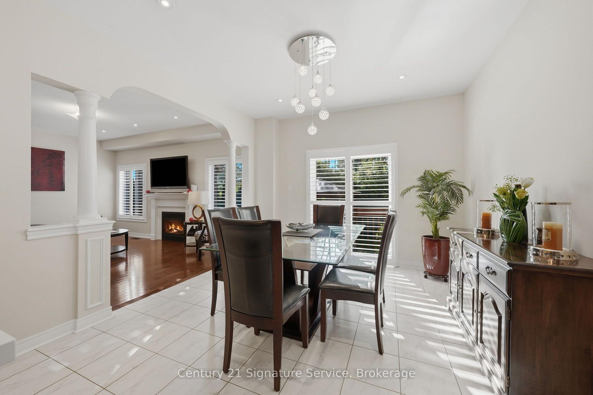 Photo 16 of 322 Comiskey Crescent, Mississauga, Meadowvale Village — HOMEH