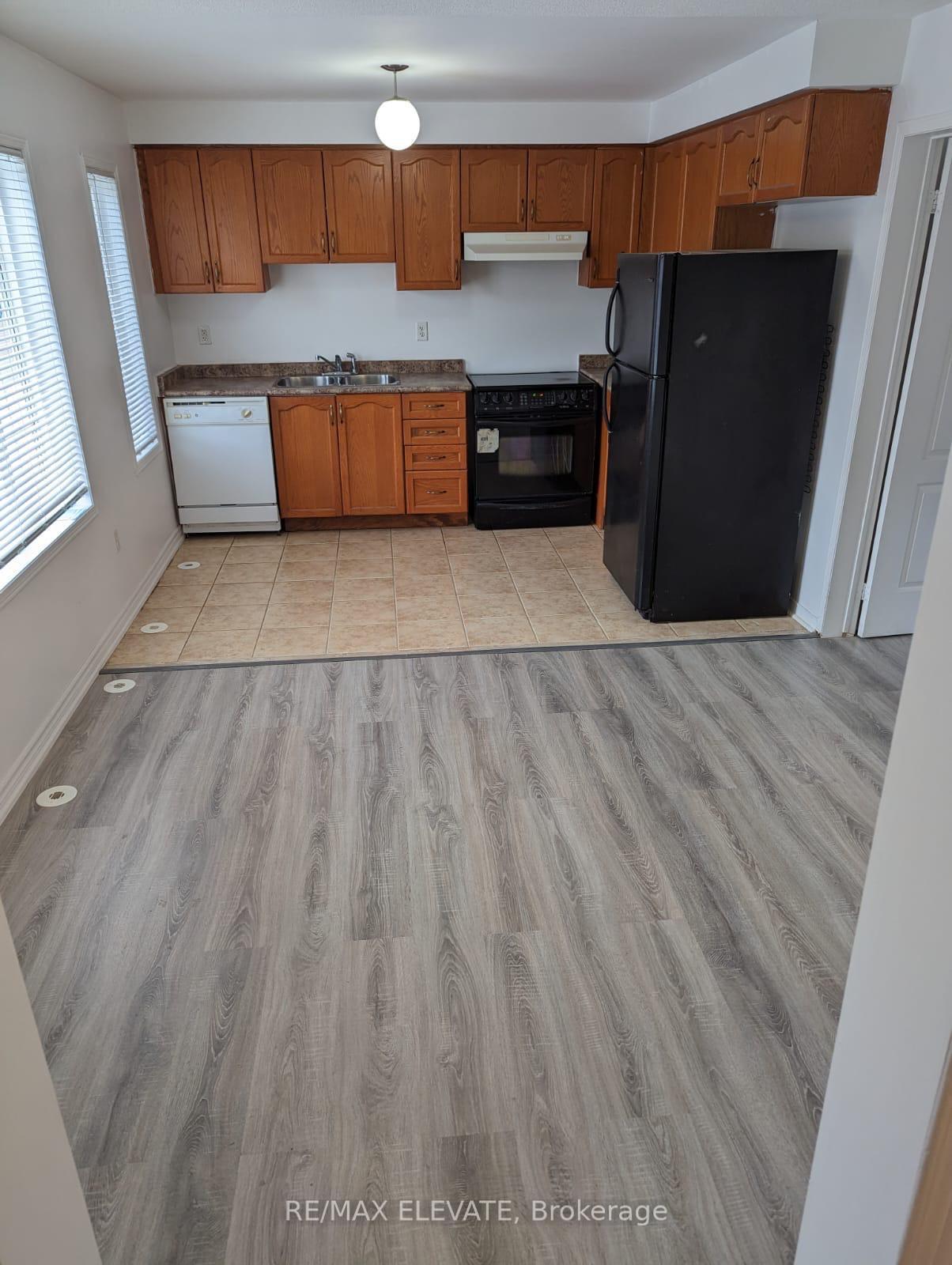 Photo 4 of Unit Basement, 59 Kenilworth Gate, Markham, Cornell — HOMEH