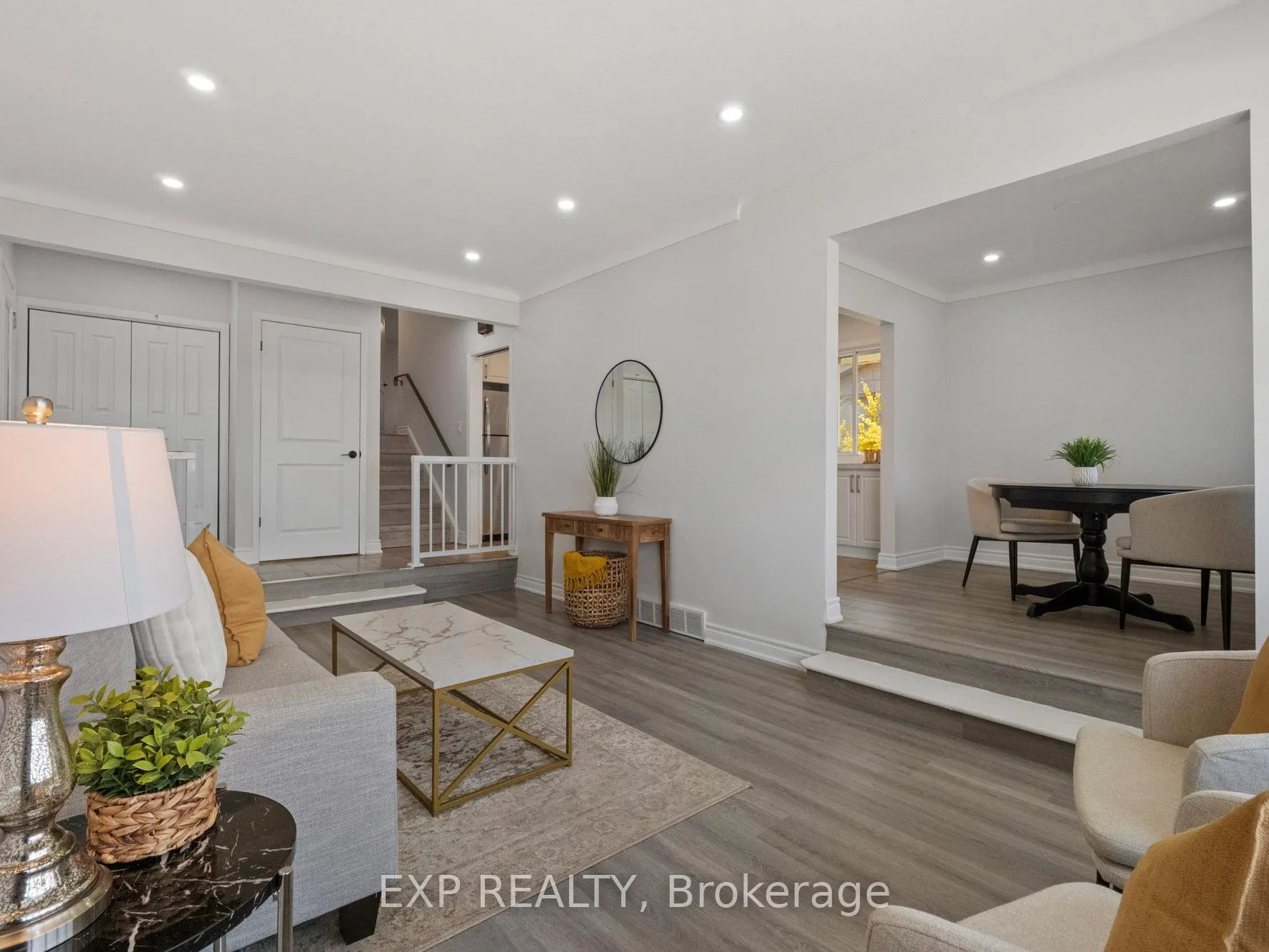 Photo 5 of 2 Rockdale Avenue, St. Catharines, Burleigh Hill — HOMEH