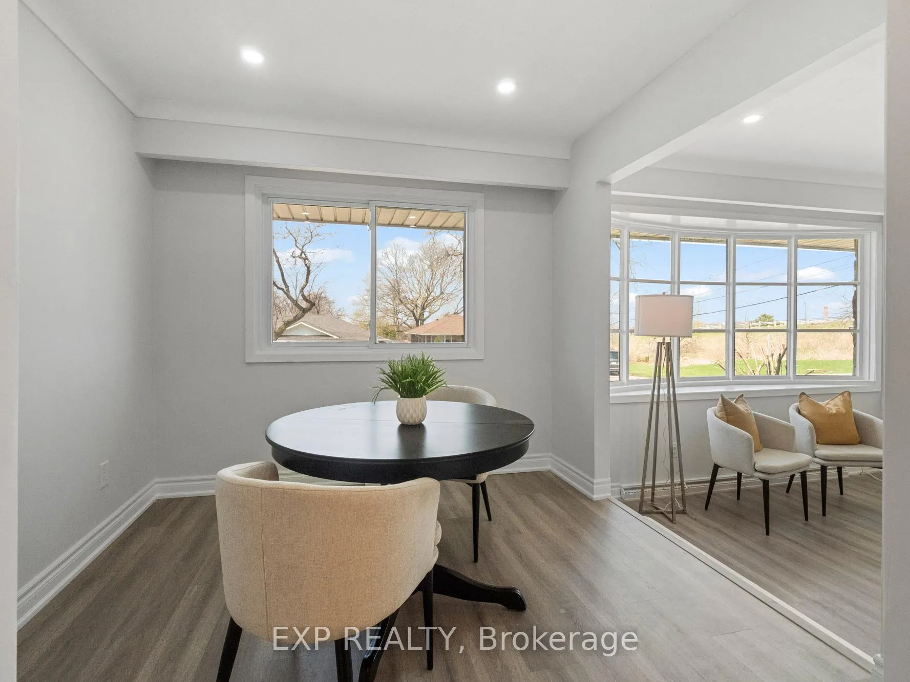 Photo 7 of 2 Rockdale Avenue, St. Catharines, Burleigh Hill — HOMEH