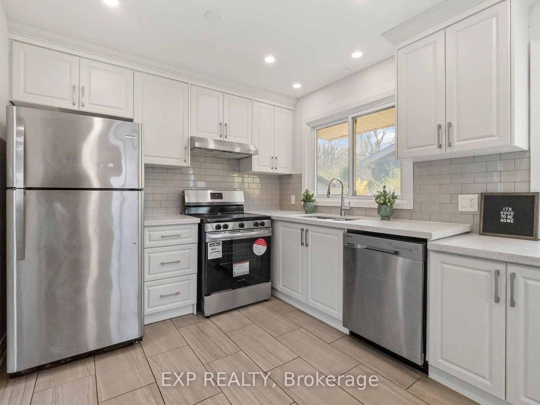 Photo 11 of 2 Rockdale Avenue, St. Catharines, Burleigh Hill — HOMEH