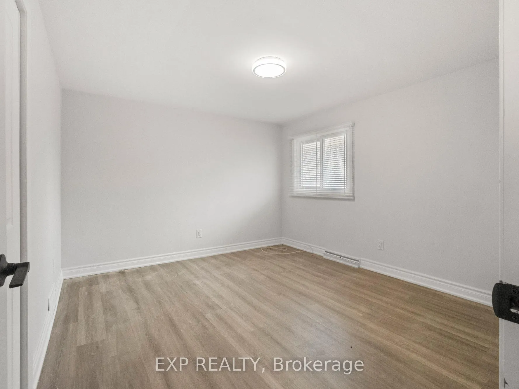 Photo 16 of 2 Rockdale Avenue, St. Catharines, Burleigh Hill — HOMEH
