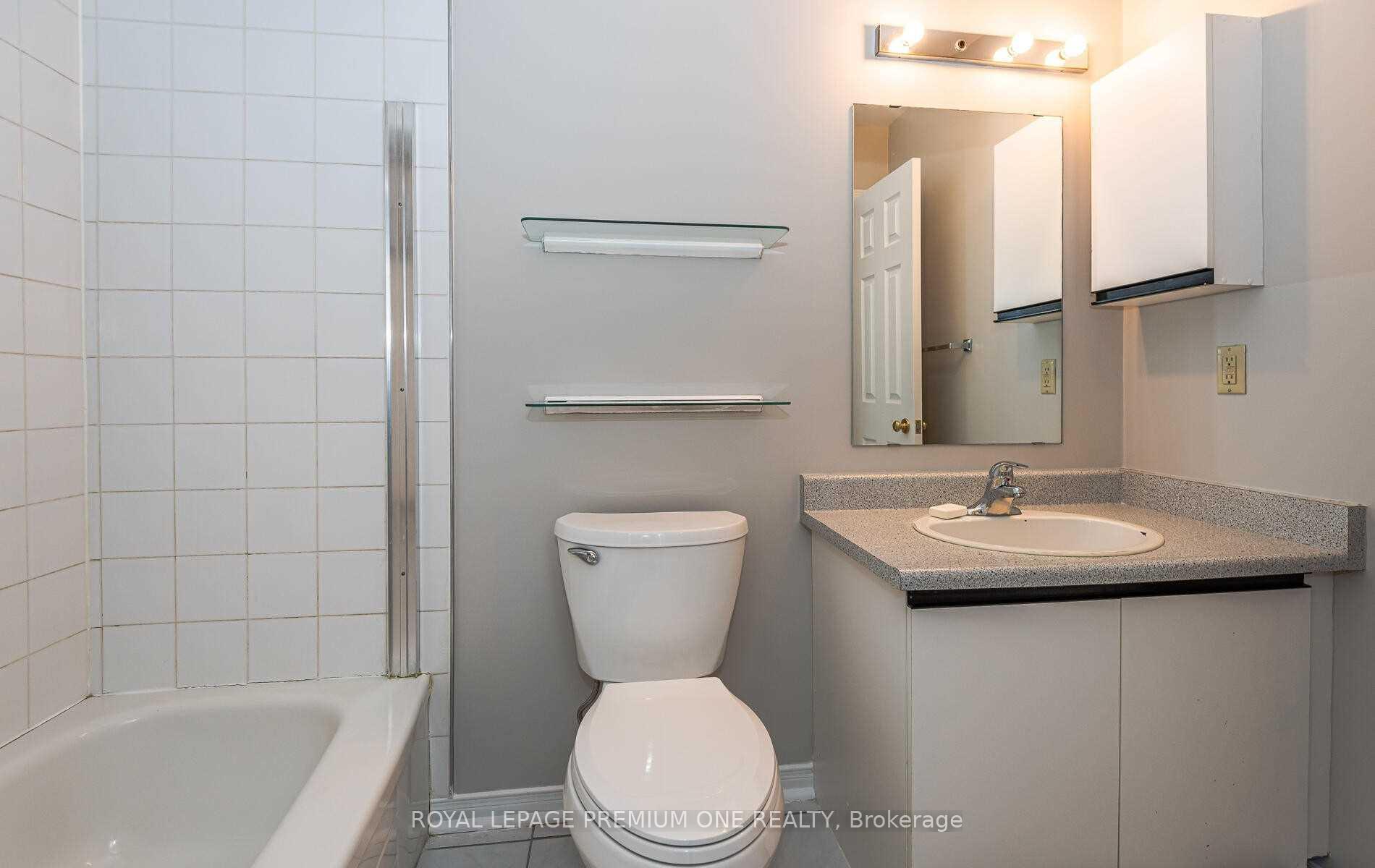 Photo 16 of 919 Caribou Valley Circle, Newmarket, Armitage — HOMEH