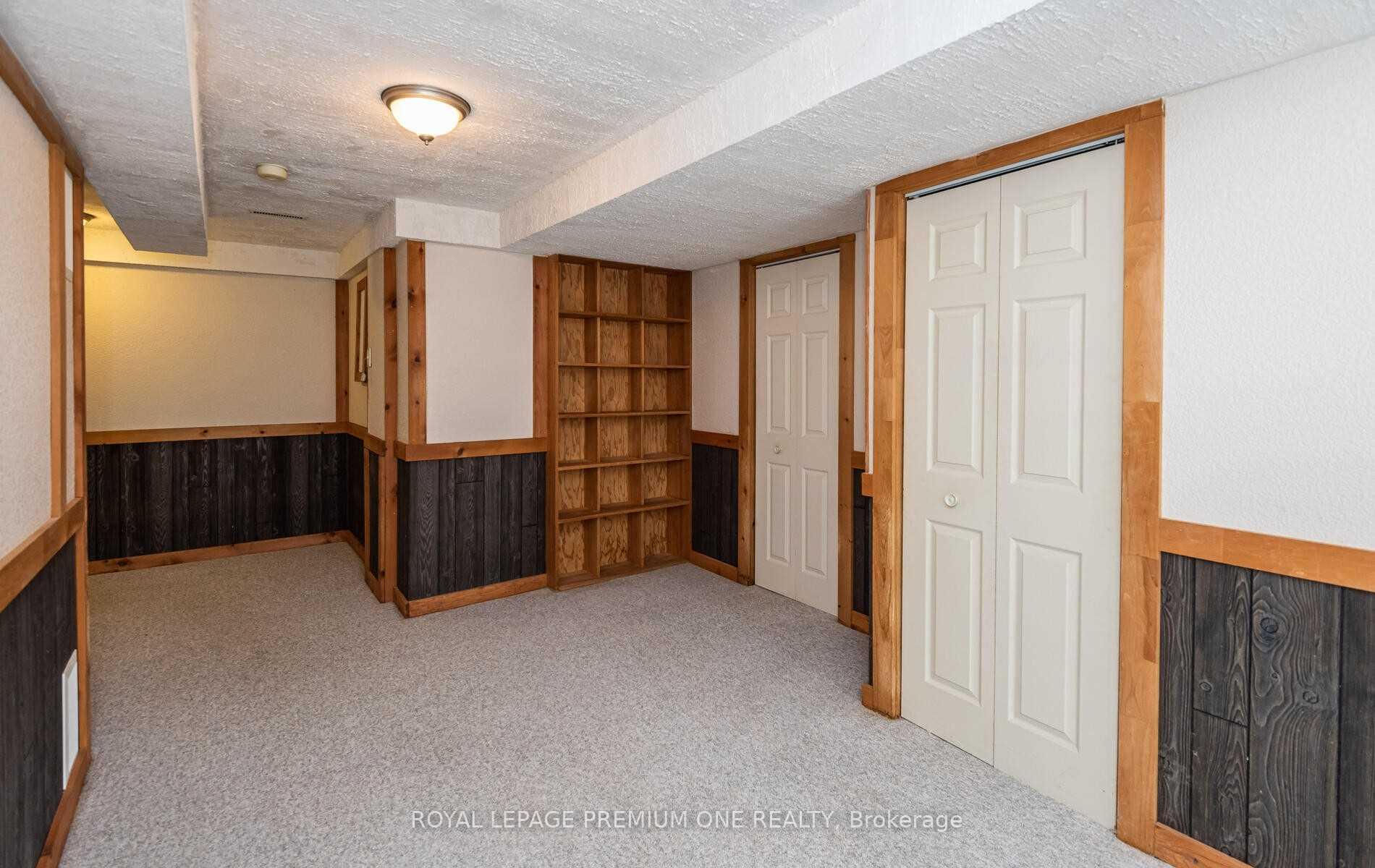 Photo 20 of 919 Caribou Valley Circle, Newmarket, Armitage — HOMEH