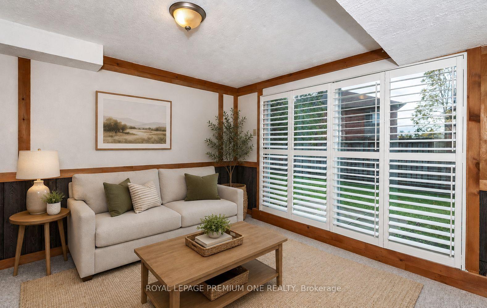 Photo 22 of 919 Caribou Valley Circle, Newmarket, Armitage — HOMEH