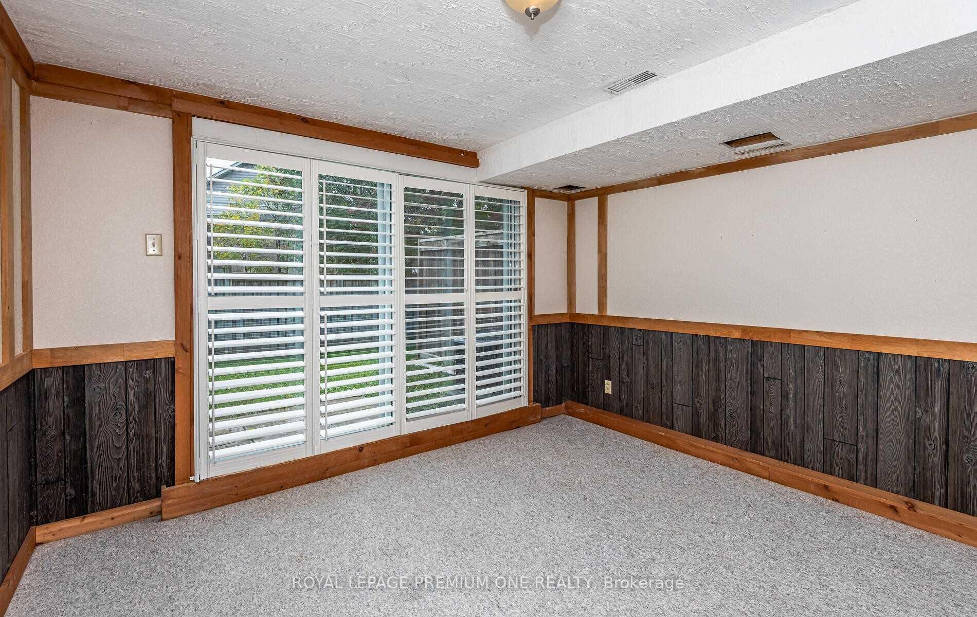 Photo 23 of 919 Caribou Valley Circle, Newmarket, Armitage — HOMEH
