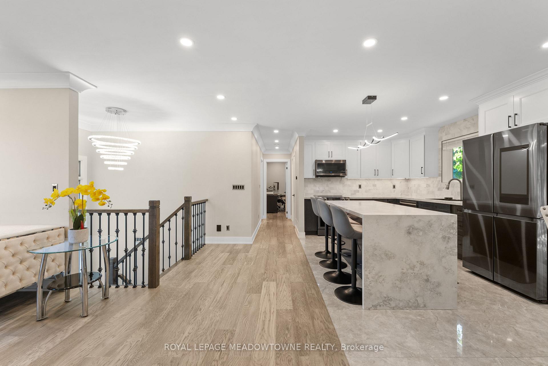 Photo 7 of 1268 Forest Hill, Oakville, Falgarwood — HOMEH