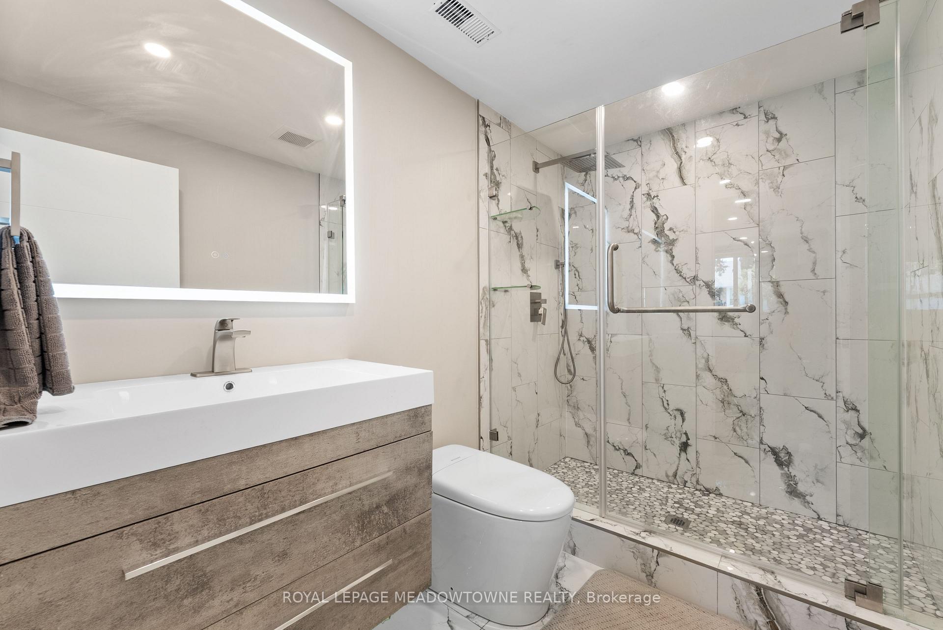 Photo 30 of 1268 Forest Hill, Oakville, Falgarwood — HOMEH