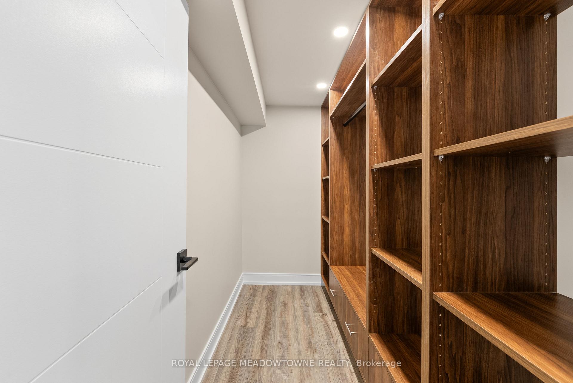 Photo 31 of 1268 Forest Hill, Oakville, Falgarwood — HOMEH