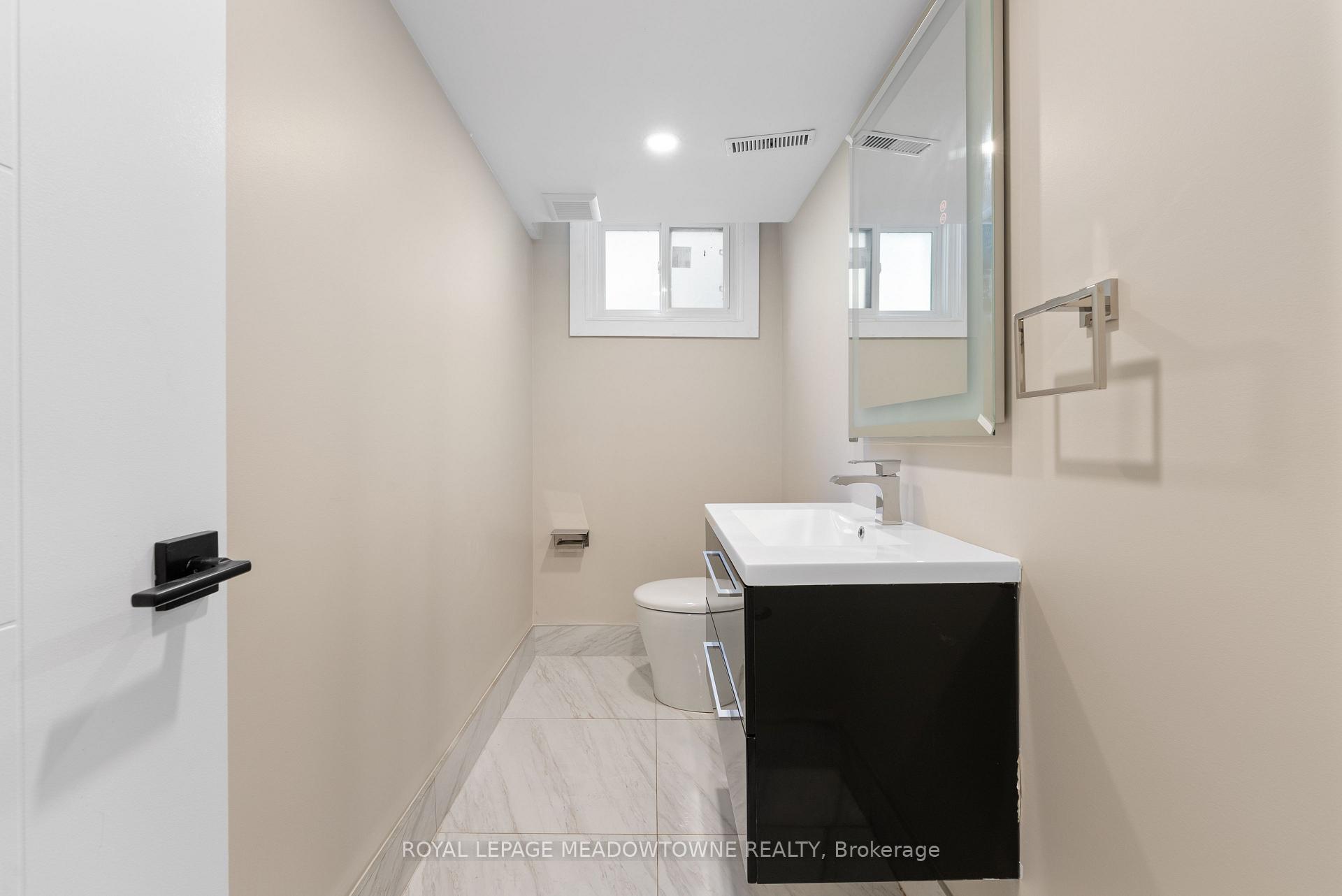 Photo 34 of 1268 Forest Hill, Oakville, Falgarwood — HOMEH
