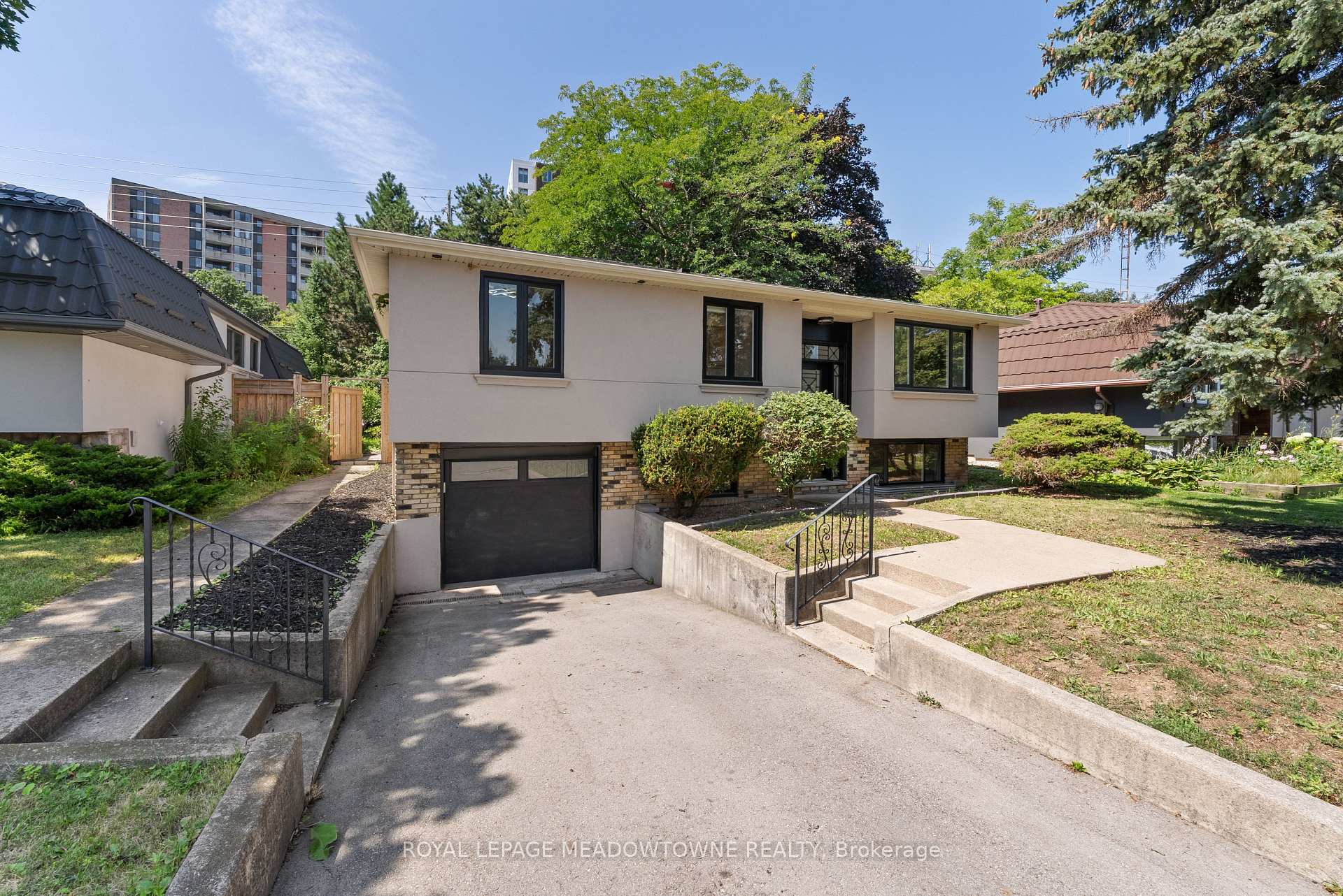 Photo 44 of 1268 Forest Hill, Oakville, Falgarwood — HOMEH