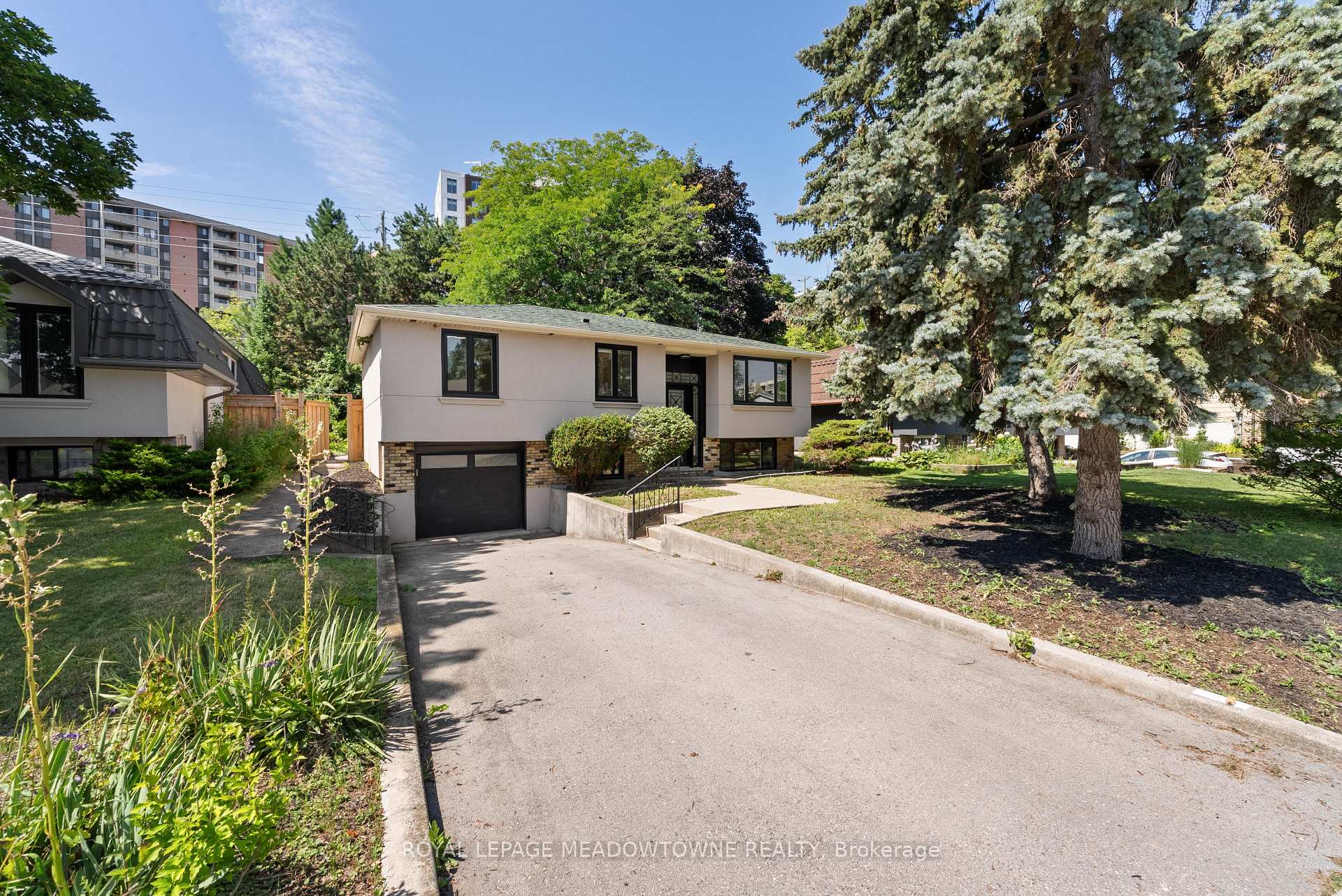 Photo 45 of 1268 Forest Hill, Oakville, Falgarwood — HOMEH