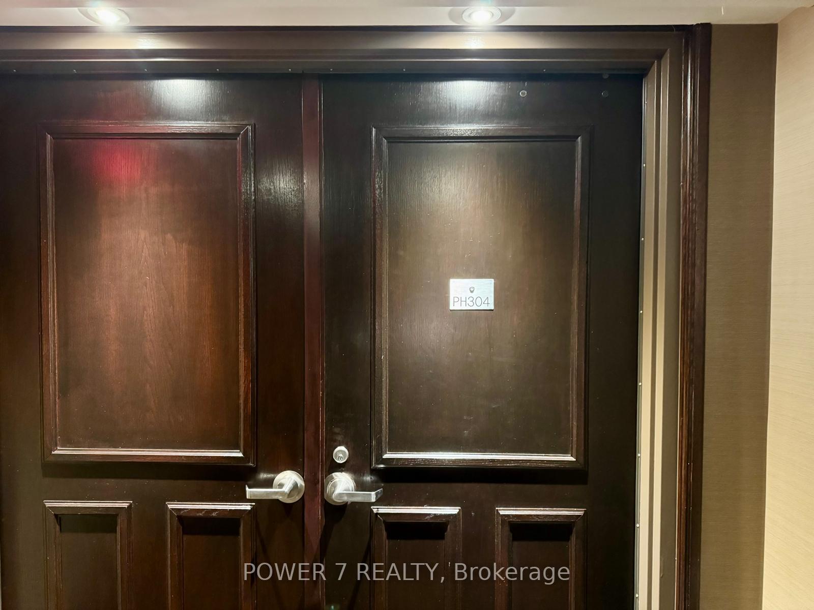 Photo 5 of Unit PH304, 101 Subway Crescent, Etobicoke, Islington-City Centre West — HOMEH