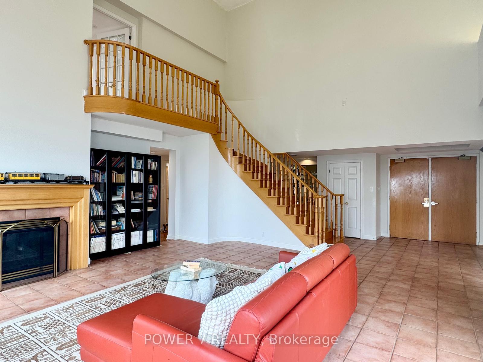 Photo 8 of Unit PH304, 101 Subway Crescent, Etobicoke, Islington-City Centre West — HOMEH