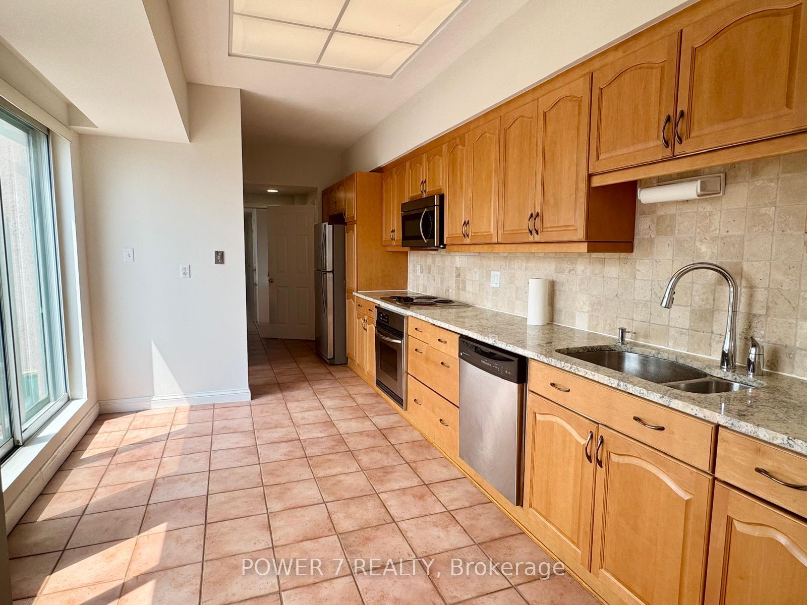 Photo 13 of Unit PH304, 101 Subway Crescent, Etobicoke, Islington-City Centre West — HOMEH