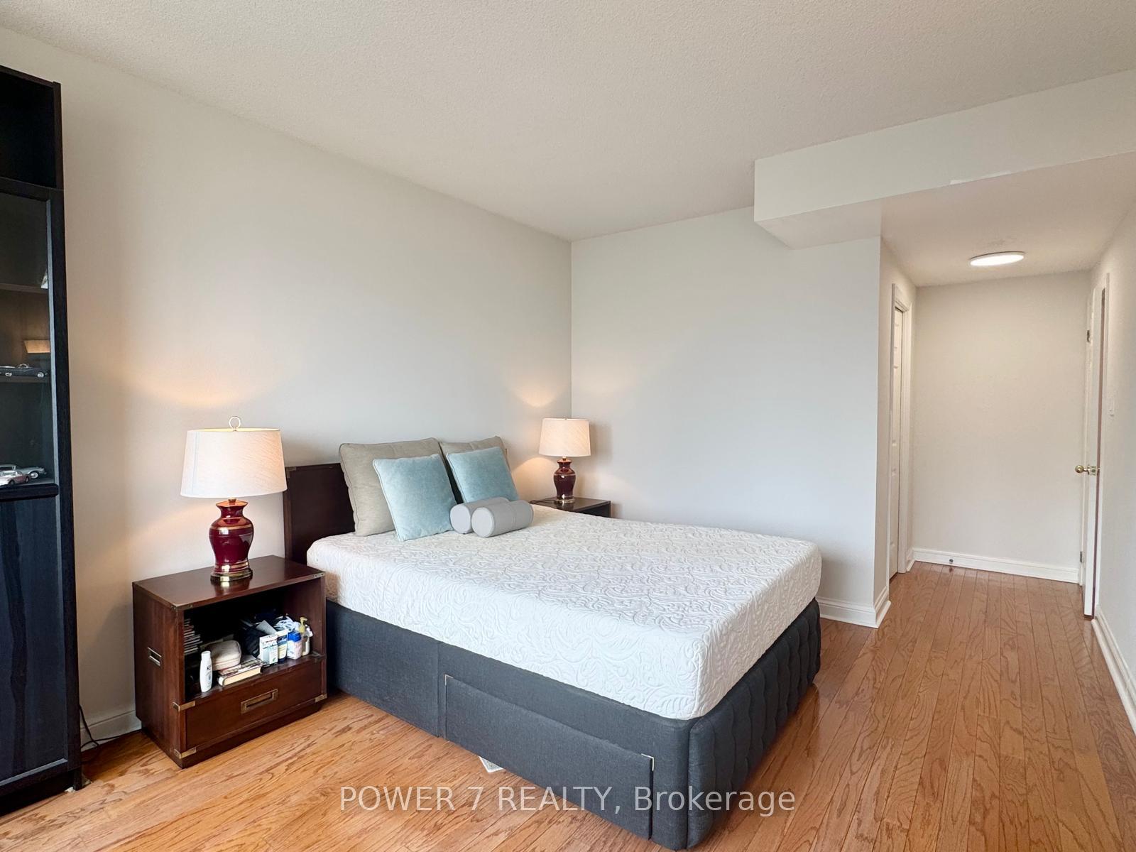 Photo 17 of Unit PH304, 101 Subway Crescent, Etobicoke, Islington-City Centre West — HOMEH