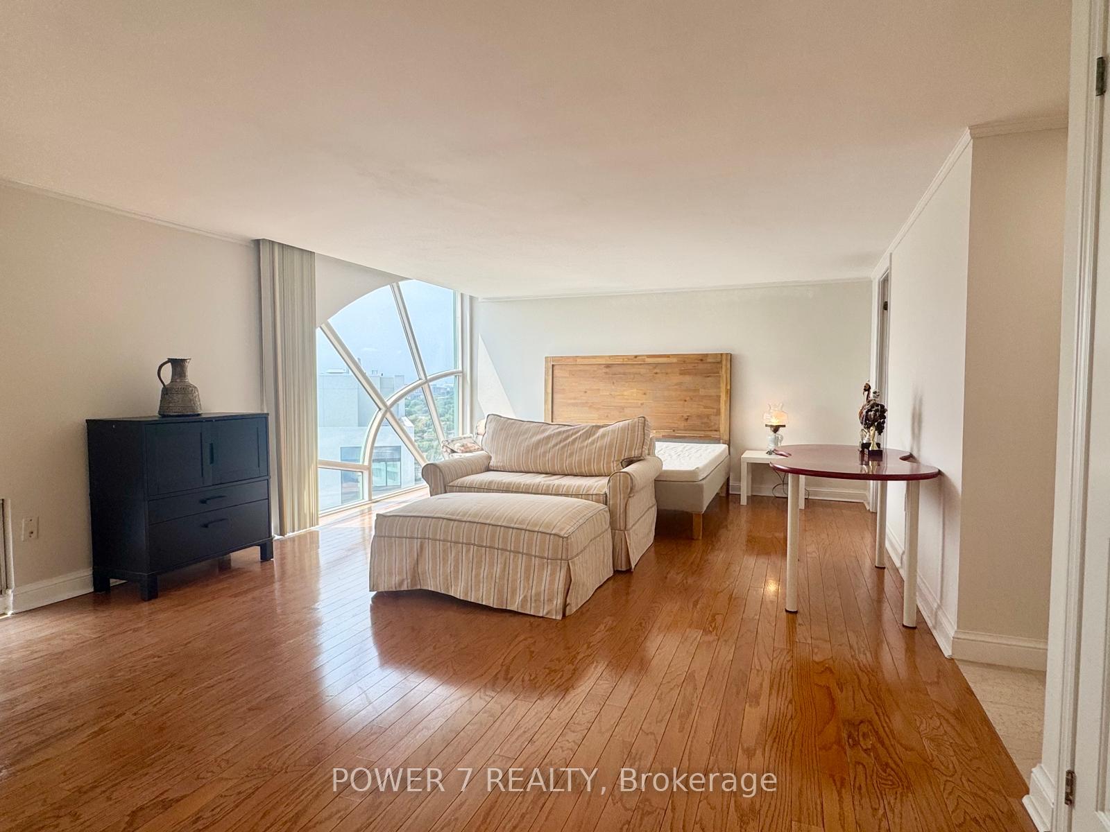 Photo 21 of Unit PH304, 101 Subway Crescent, Etobicoke, Islington-City Centre West — HOMEH