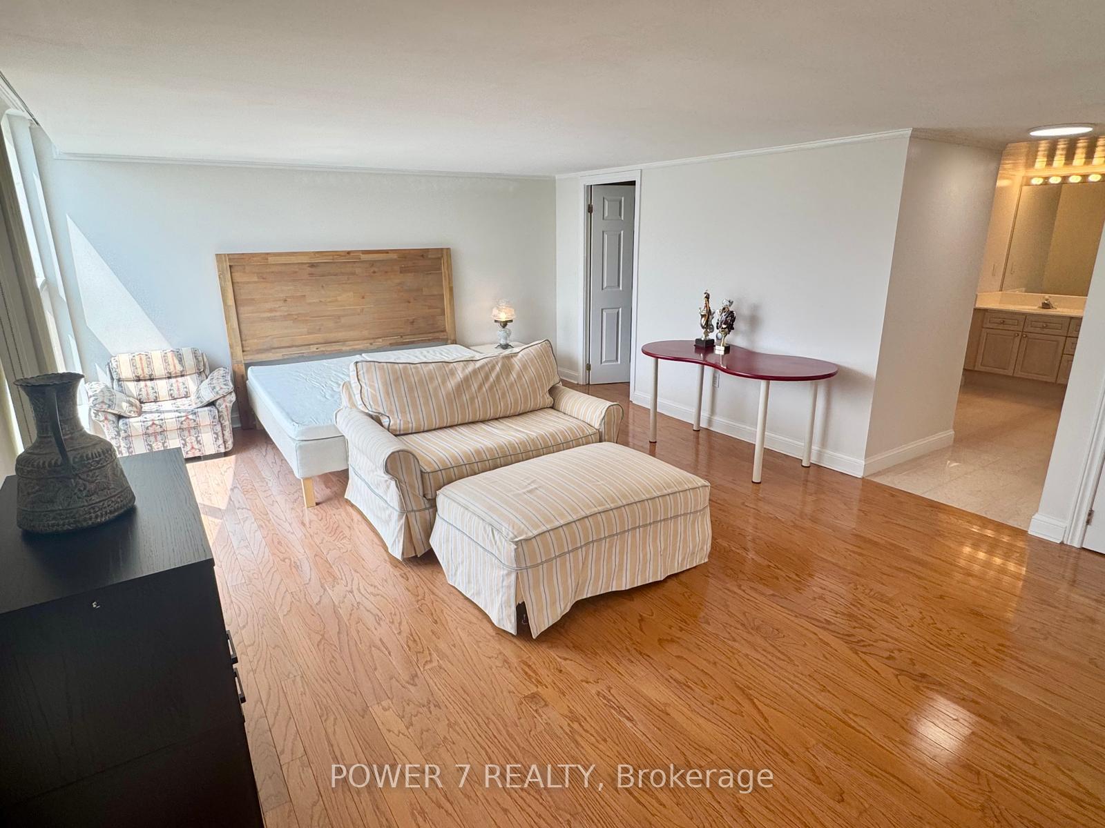 Photo 22 of Unit PH304, 101 Subway Crescent, Etobicoke, Islington-City Centre West — HOMEH