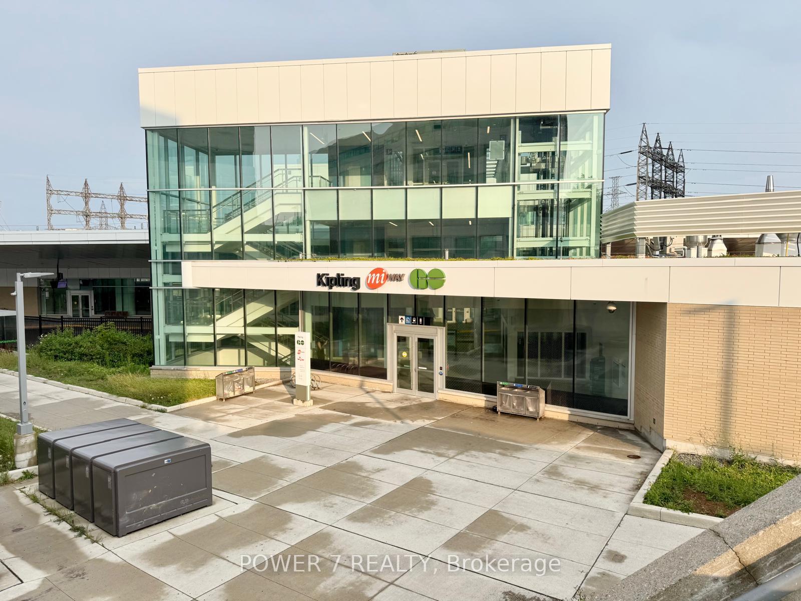 Photo 31 of Unit PH304, 101 Subway Crescent, Etobicoke, Islington-City Centre West — HOMEH