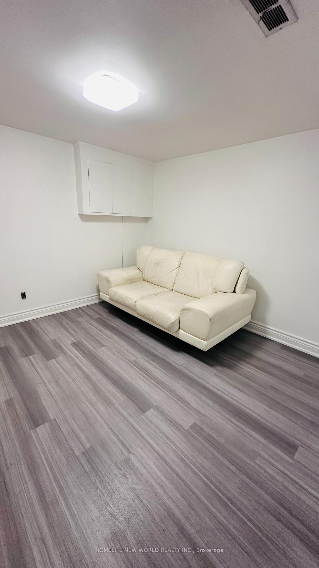 Photo 6 of 79 Normark Drive, Markham, Royal Orchard — HOMEH