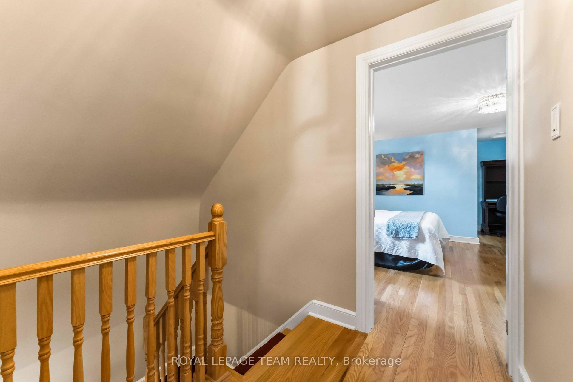 Photo 34 of 115 Mountbatten Avenue, Ottawa, Applewood Acres — HOMEH