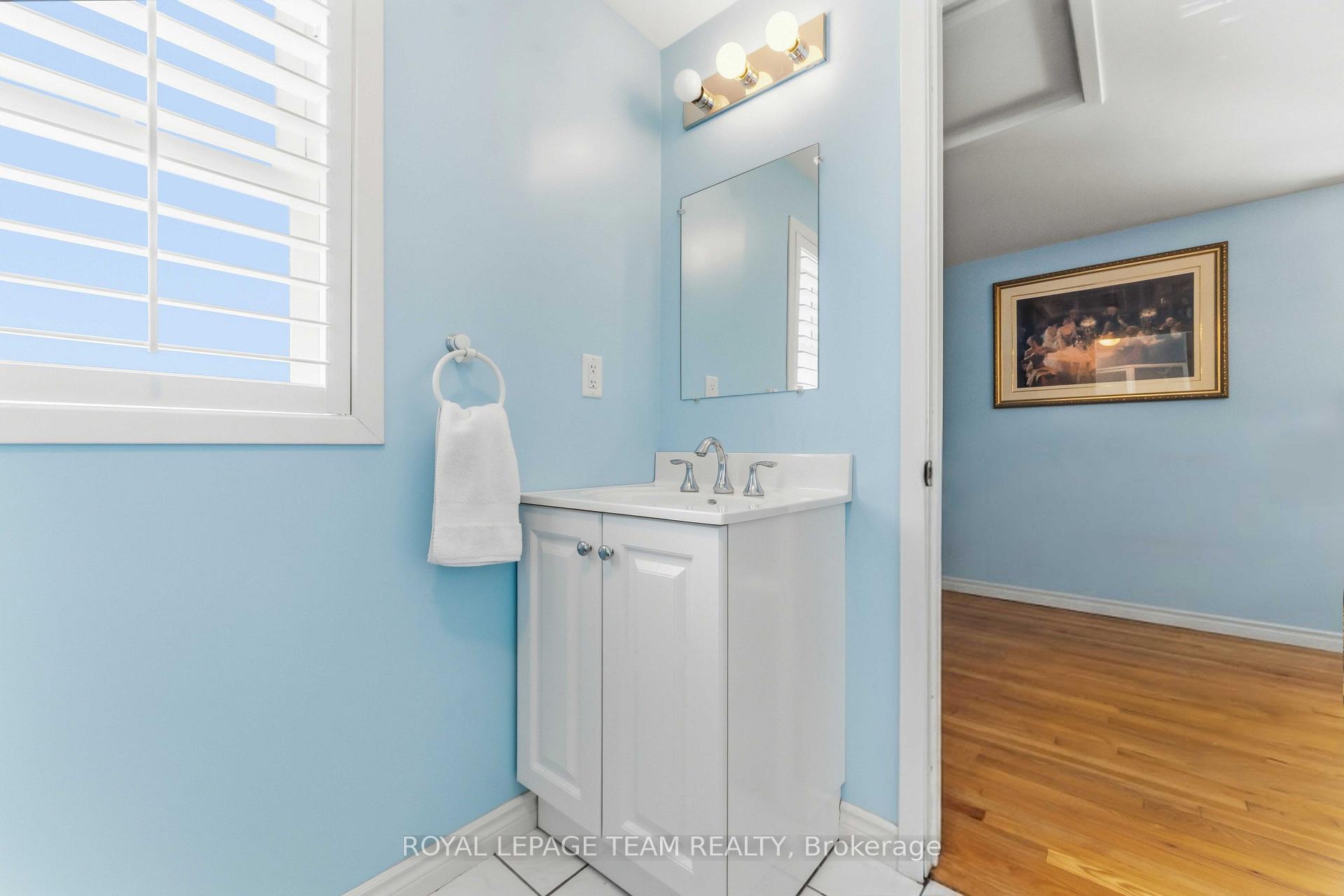 Photo 37 of 115 Mountbatten Avenue, Ottawa, Applewood Acres — HOMEH