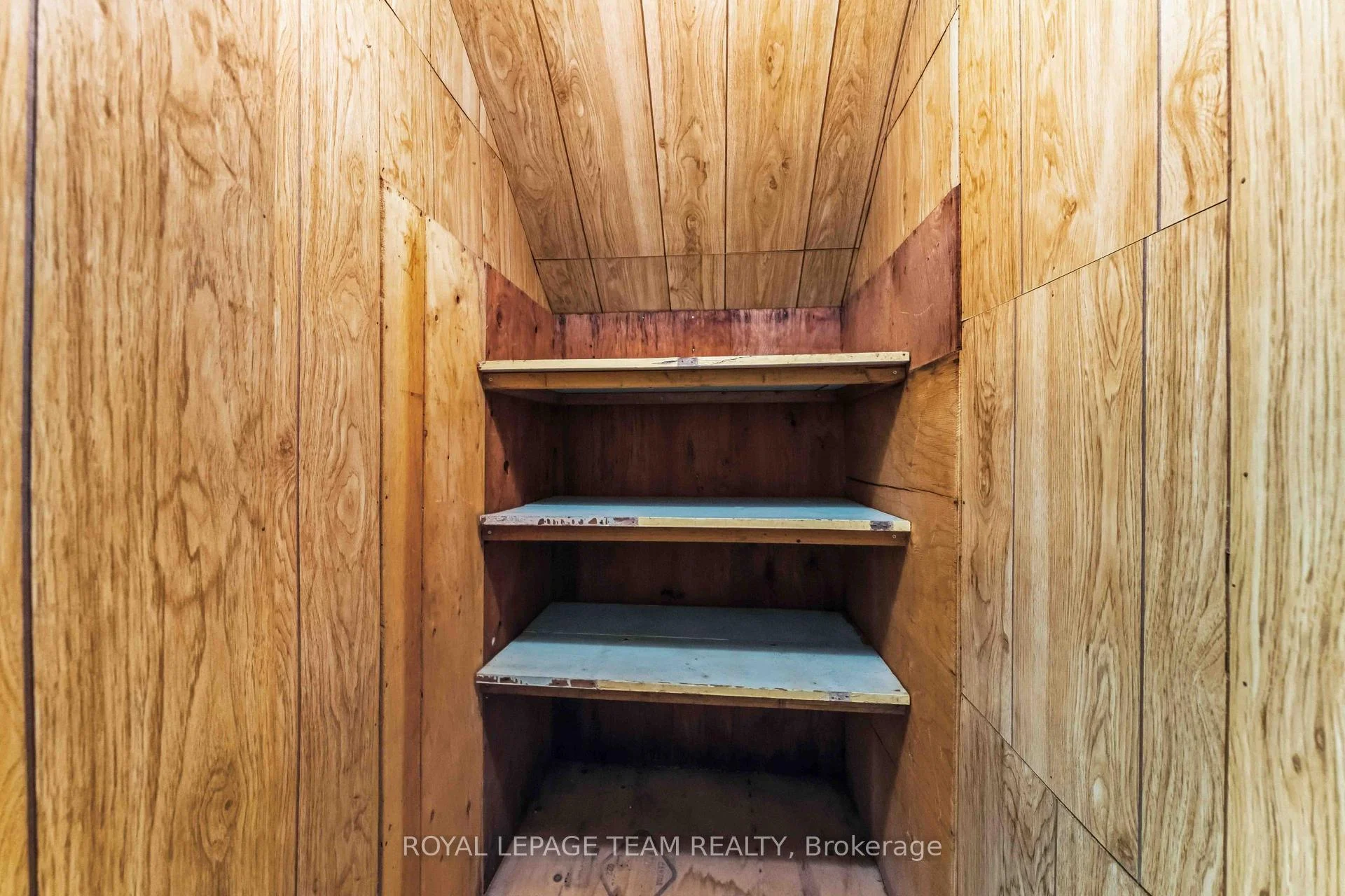 Photo 50 of 115 Mountbatten Avenue, Ottawa, Applewood Acres — HOMEH