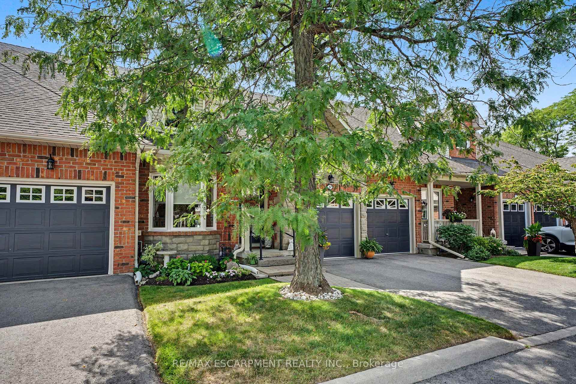 Photo 3 of Unit 6, 1275 Stephenson Drive, Burlington, Brant — HOMEH