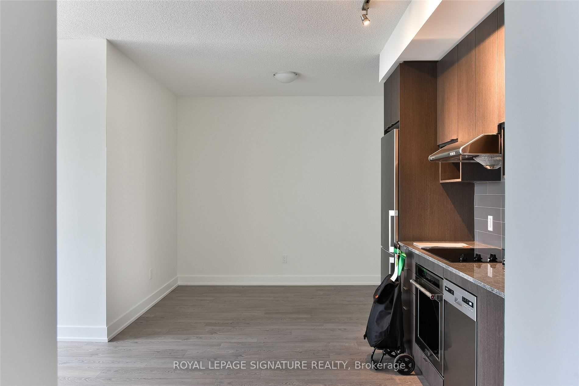 Photo 6 of Unit 3906, 7 Mabelle Avenue, Etobicoke, Islington-City Centre West — HOMEH