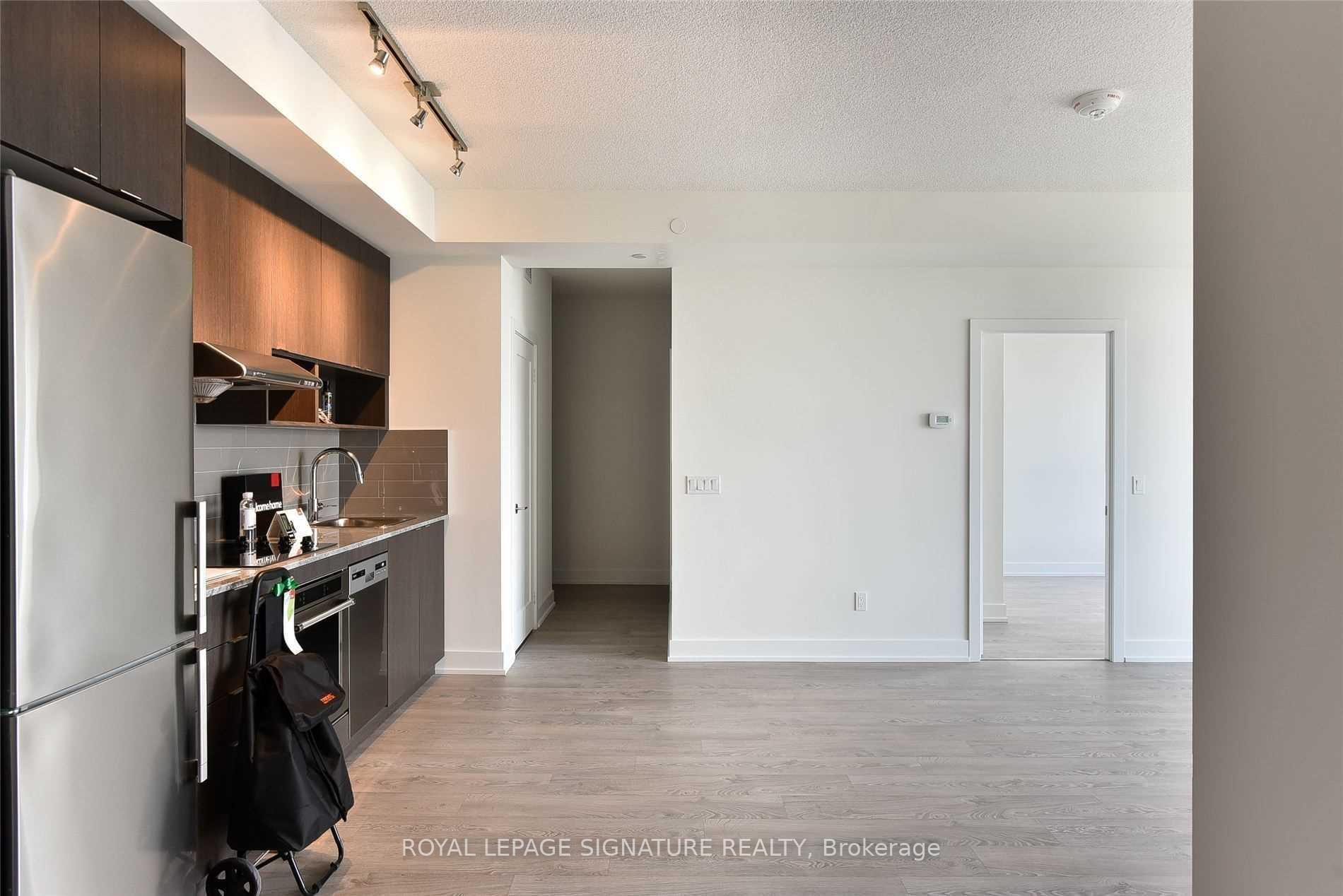 Photo 10 of Unit 3906, 7 Mabelle Avenue, Etobicoke, Islington-City Centre West — HOMEH