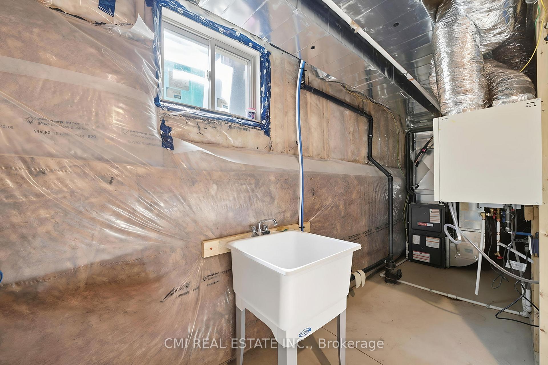 Photo 33 of 64 Folcroft Street, Brampton, Credit Valley — HOMEH