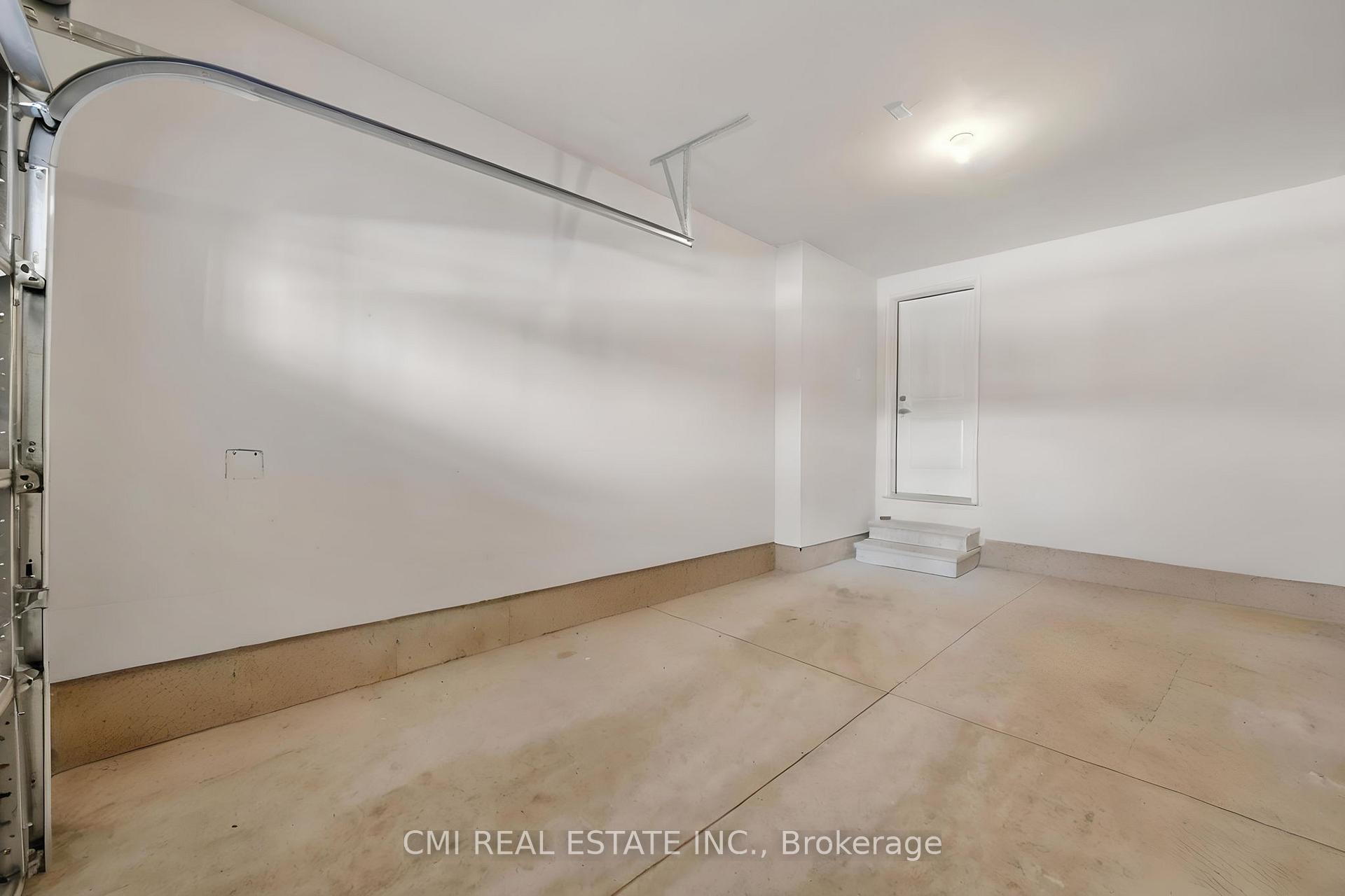 Photo 37 of 64 Folcroft Street, Brampton, Credit Valley — HOMEH
