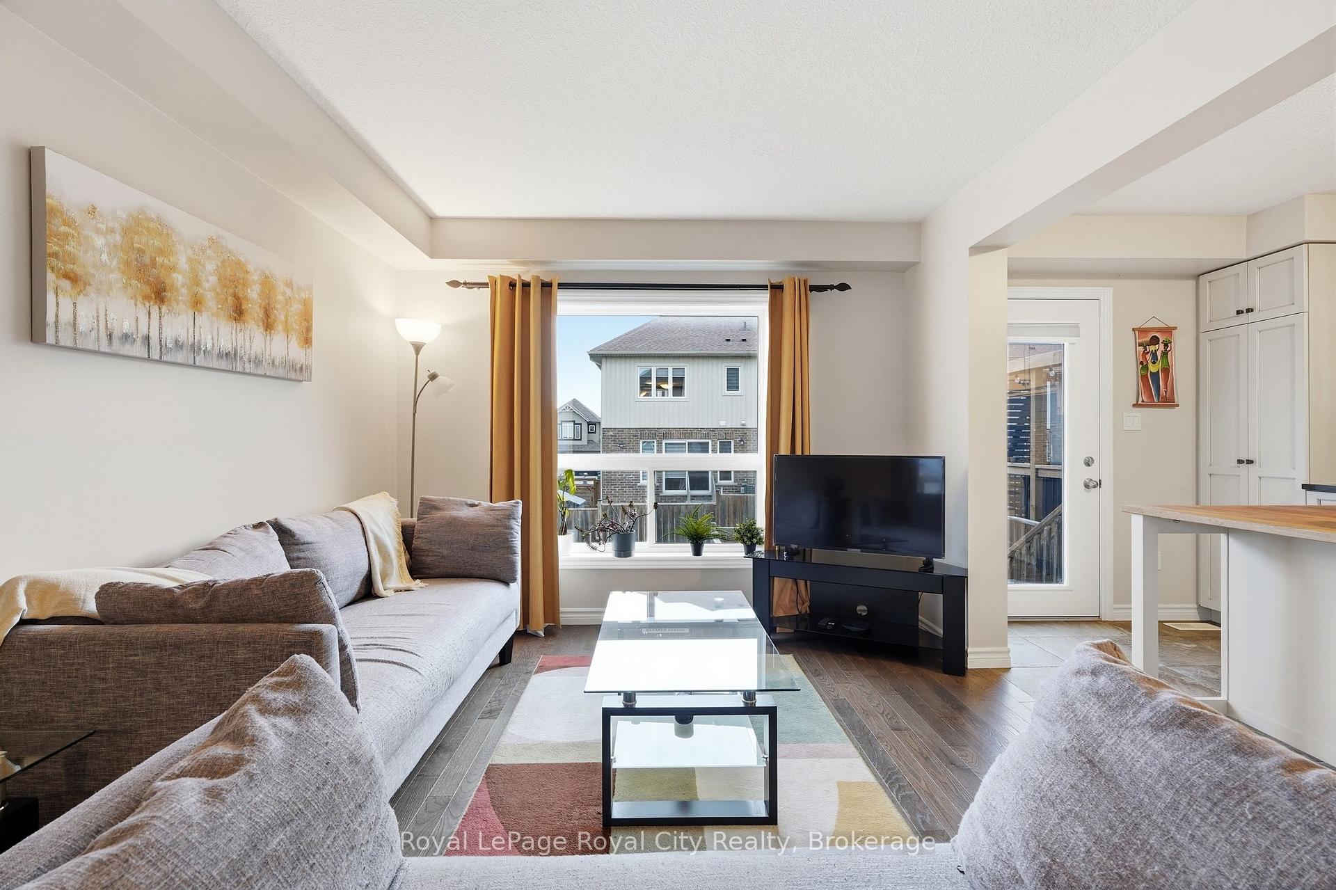 Photo 11 of 8 Jeffrey Drive, Guelph, Grange Road — HOMEH