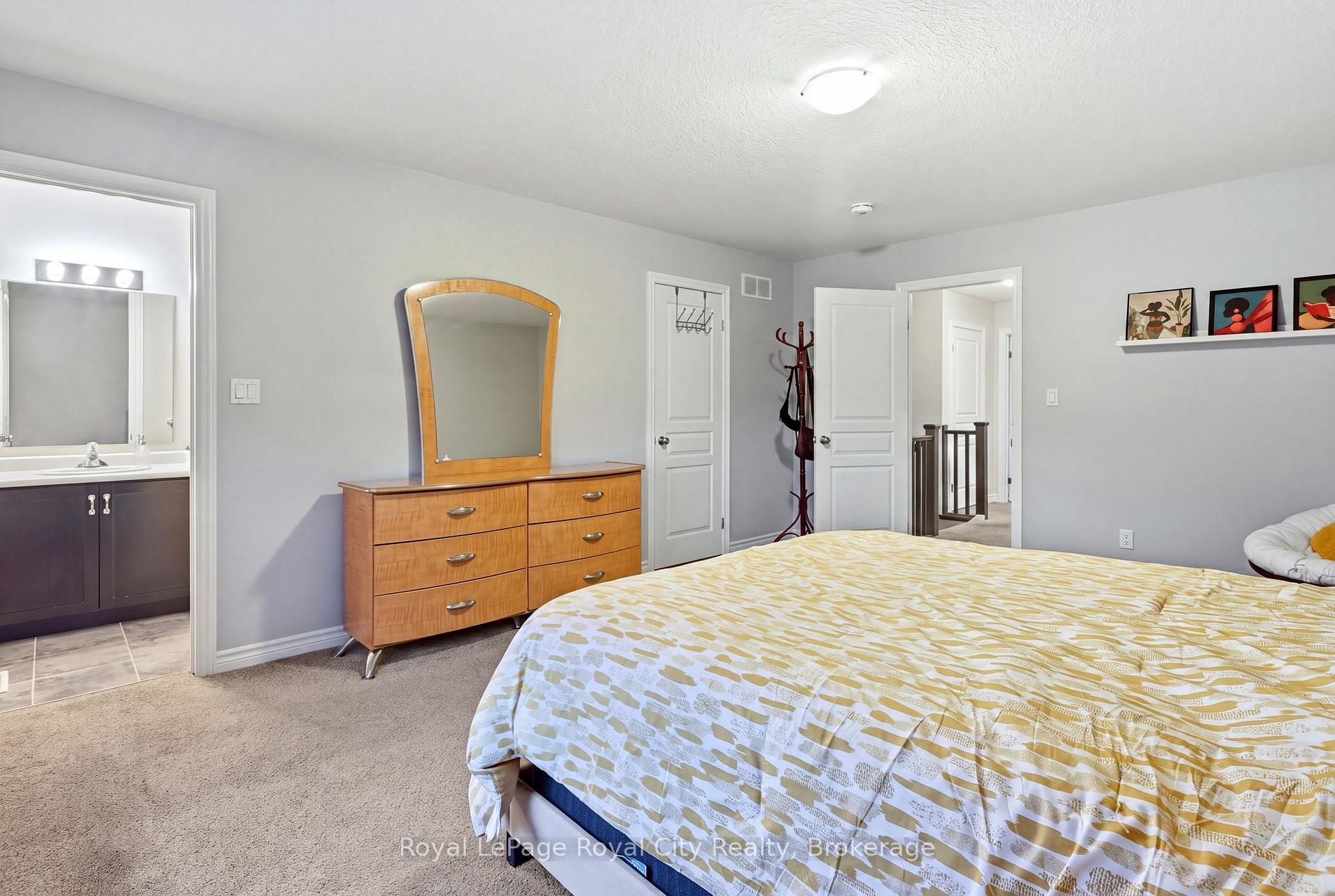 Photo 26 of 8 Jeffrey Drive, Guelph, Grange Road — HOMEH