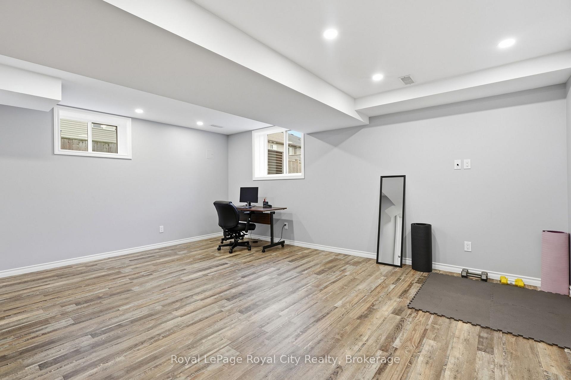 Photo 35 of 8 Jeffrey Drive, Guelph, Grange Road — HOMEH