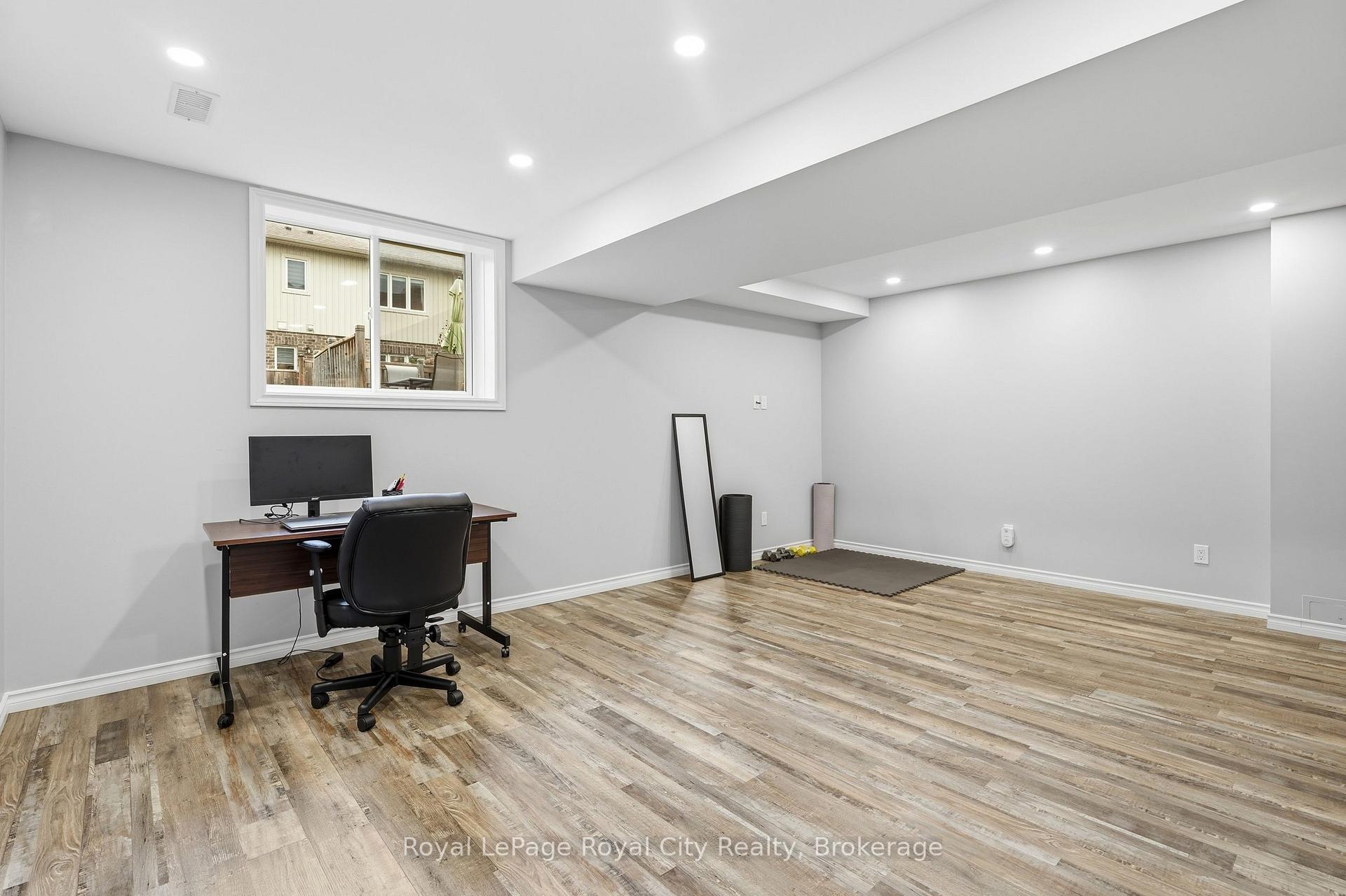 Photo 36 of 8 Jeffrey Drive, Guelph, Grange Road — HOMEH