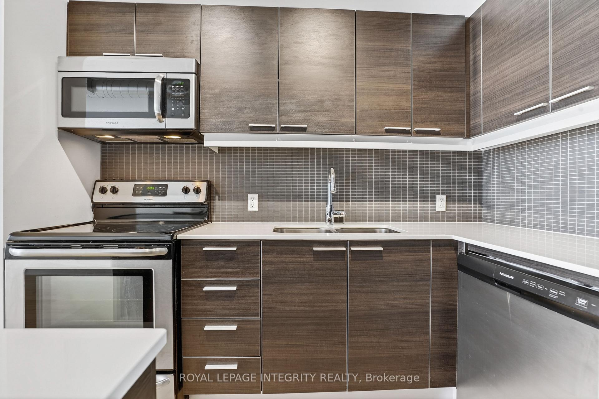 Photo 6 of Unit 216, 349 Mcleod Street, Ottawa, Ottawa Centre — HOMEH