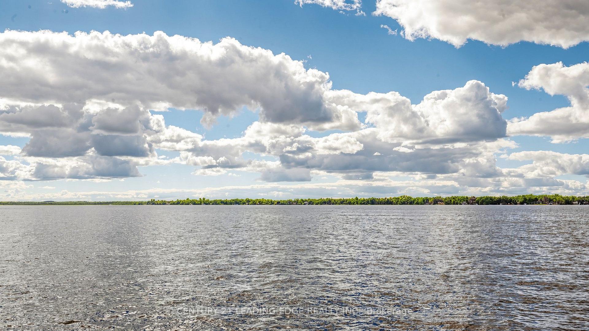Photo 14 of 11 Rodeo Drive, Kawartha Lakes, Fenelon Falls — HOMEH