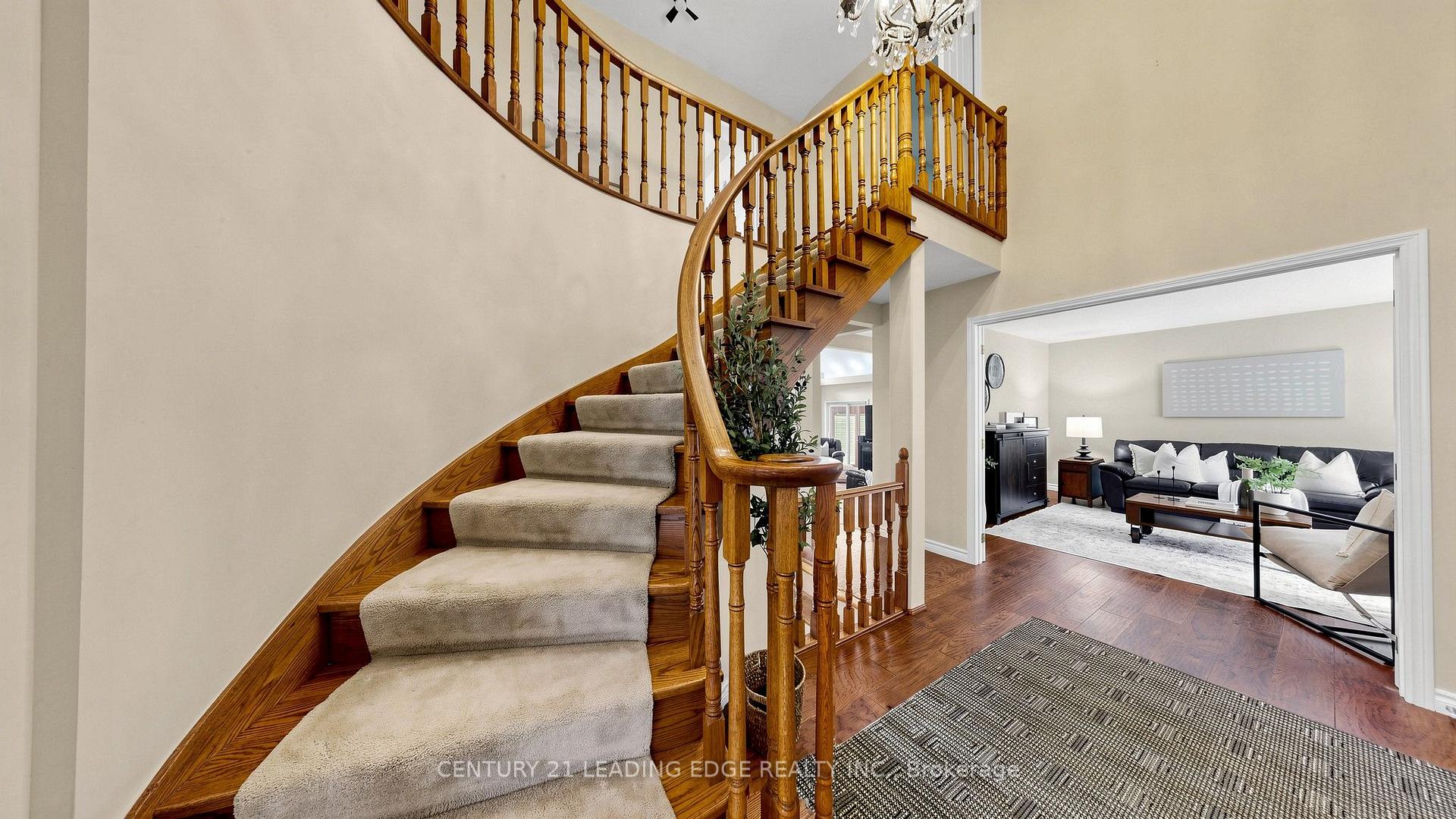 Photo 35 of 11 Rodeo Drive, Kawartha Lakes, Fenelon Falls — HOMEH