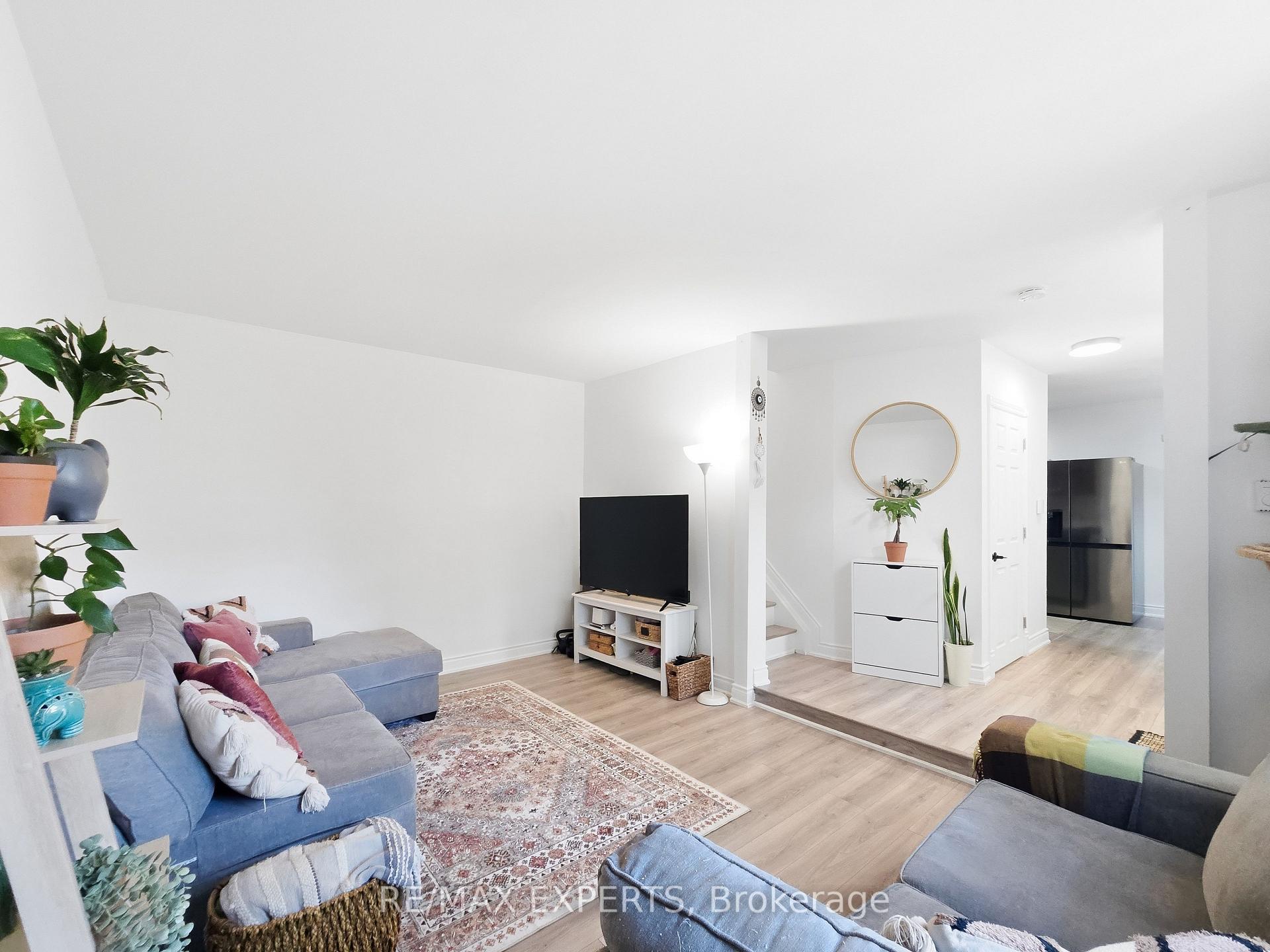 Photo 7 of Unit 853, 30 Tandridge Crescent, Etobicoke, Elms-Old Rexdale — HOMEH