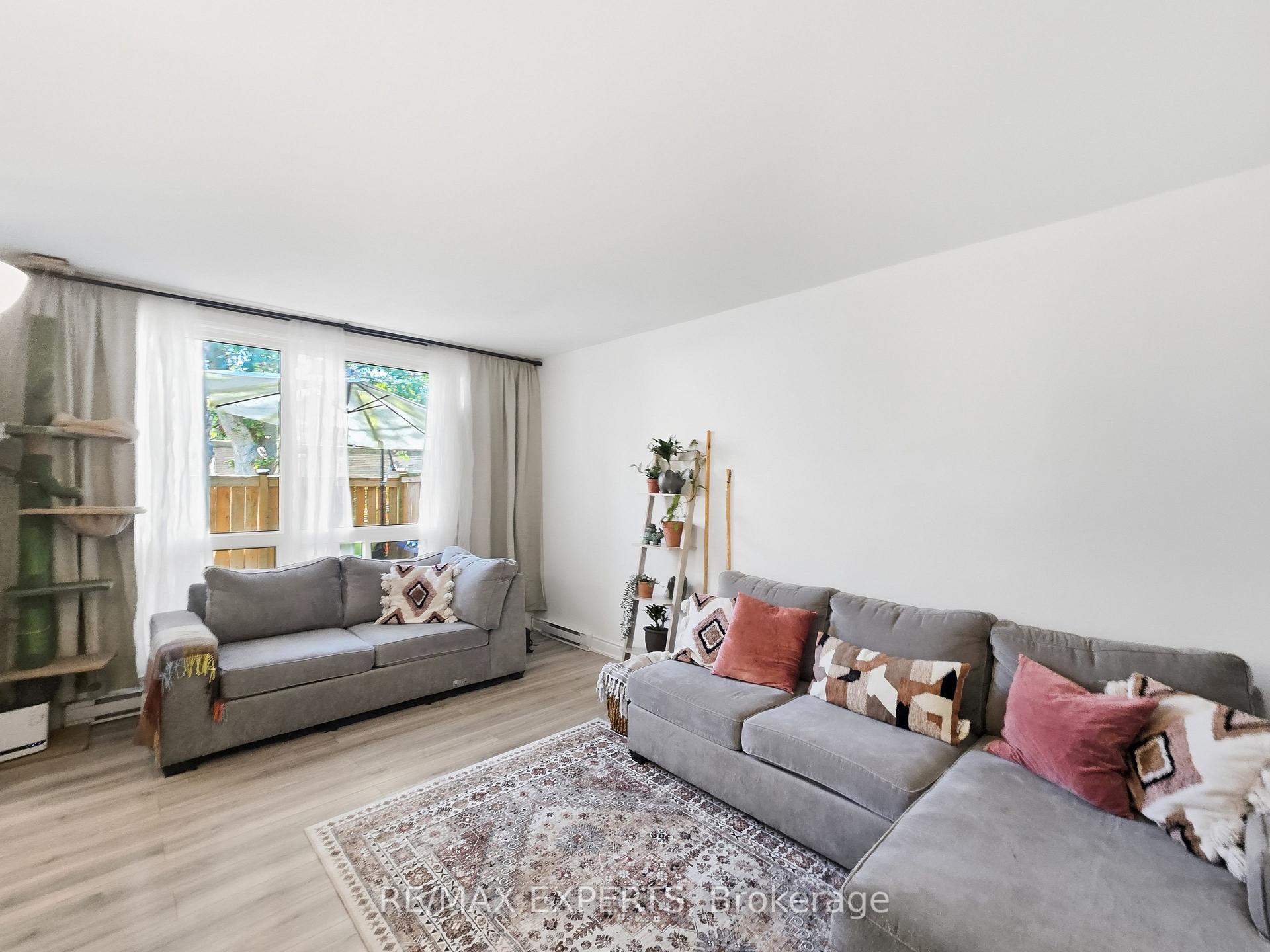 Photo 8 of Unit 853, 30 Tandridge Crescent, Etobicoke, Elms-Old Rexdale — HOMEH