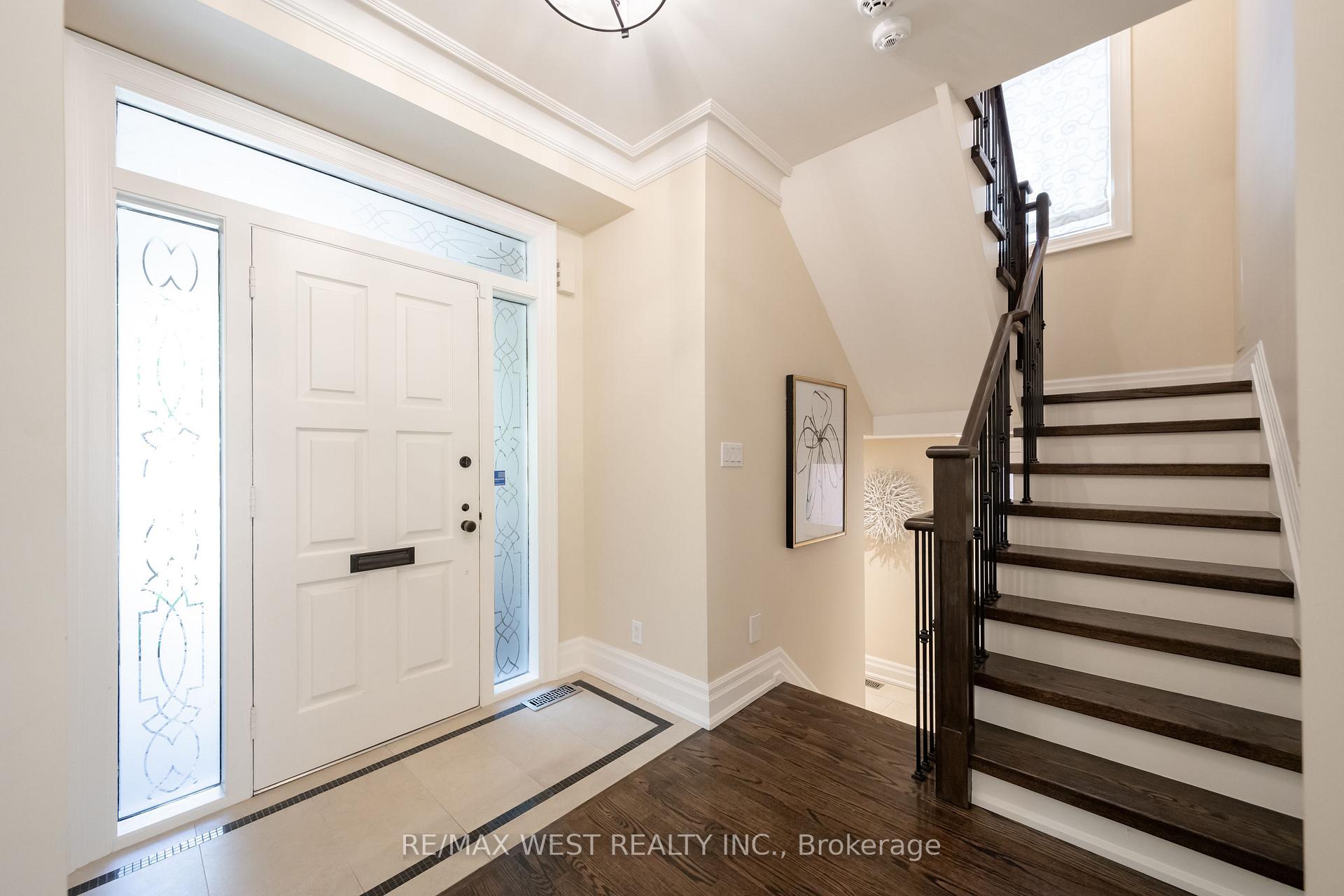 Photo 12 of 3 Castle Frank Road, Toronto, Rosedale-Moore Park — HOMEH