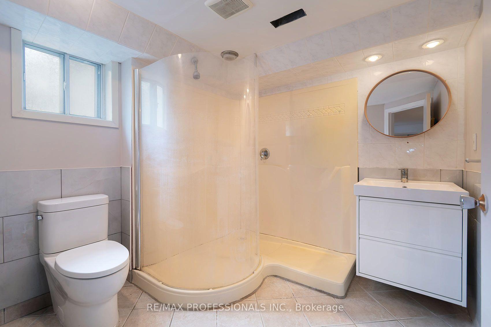 Photo 27 of 1360 Lewisham Drive, Mississauga, Clarkson — HOMEH