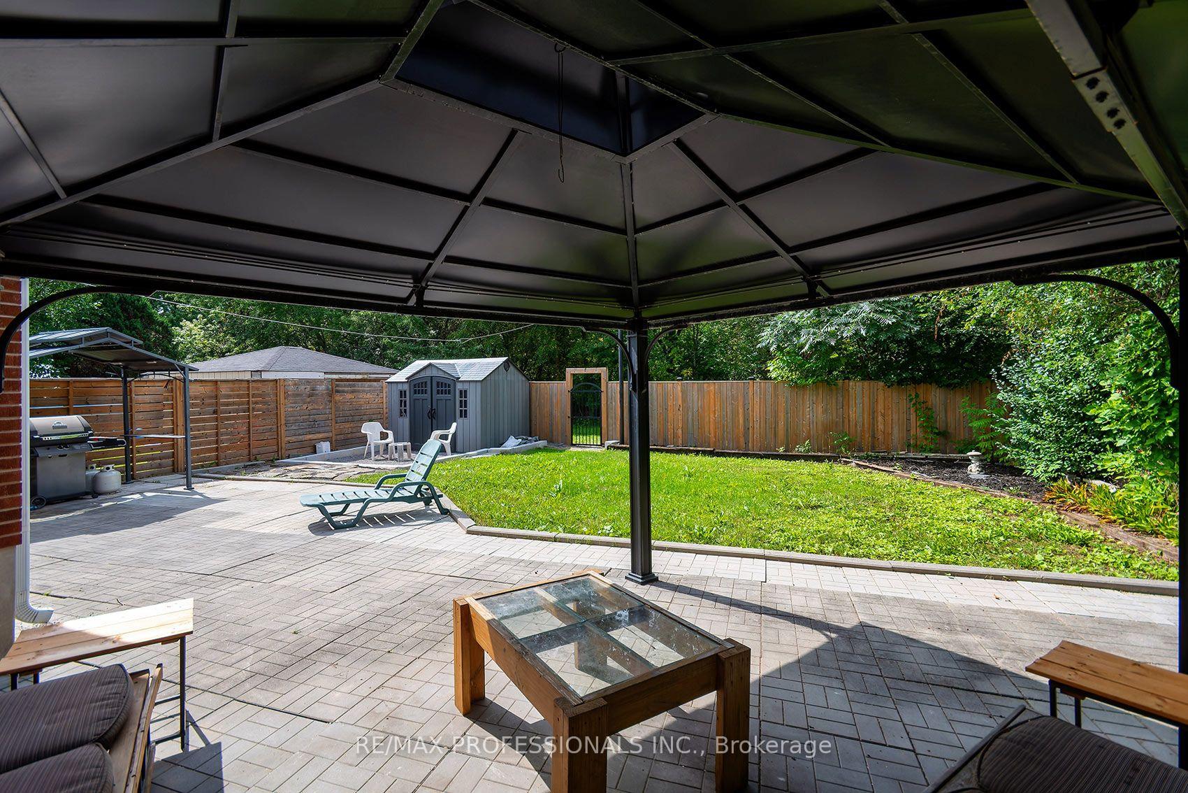 Photo 33 of 1360 Lewisham Drive, Mississauga, Clarkson — HOMEH