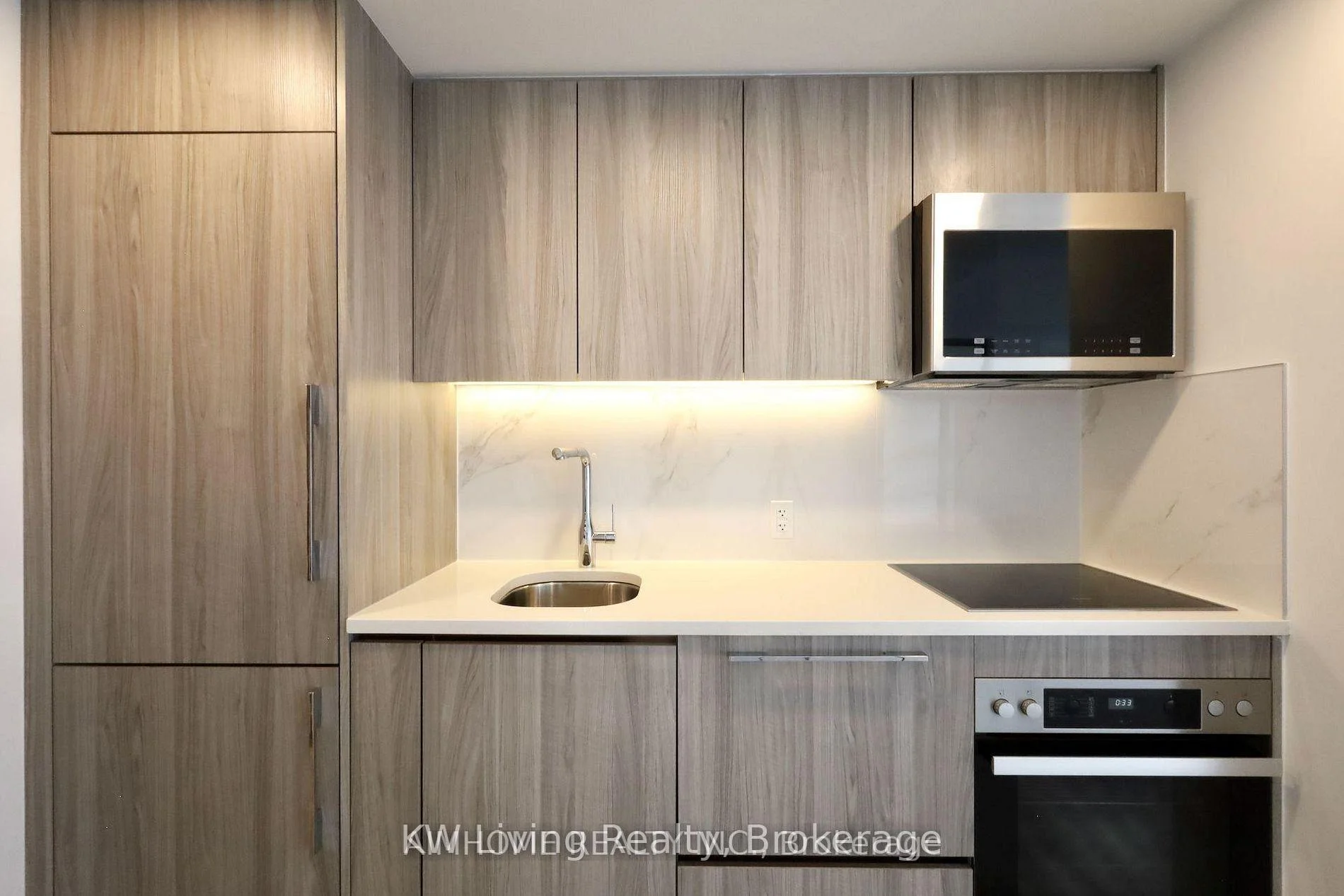 Photo 8 of Unit 1905, 38 Widmer Street, Toronto, Waterfront Communities — HOMEH