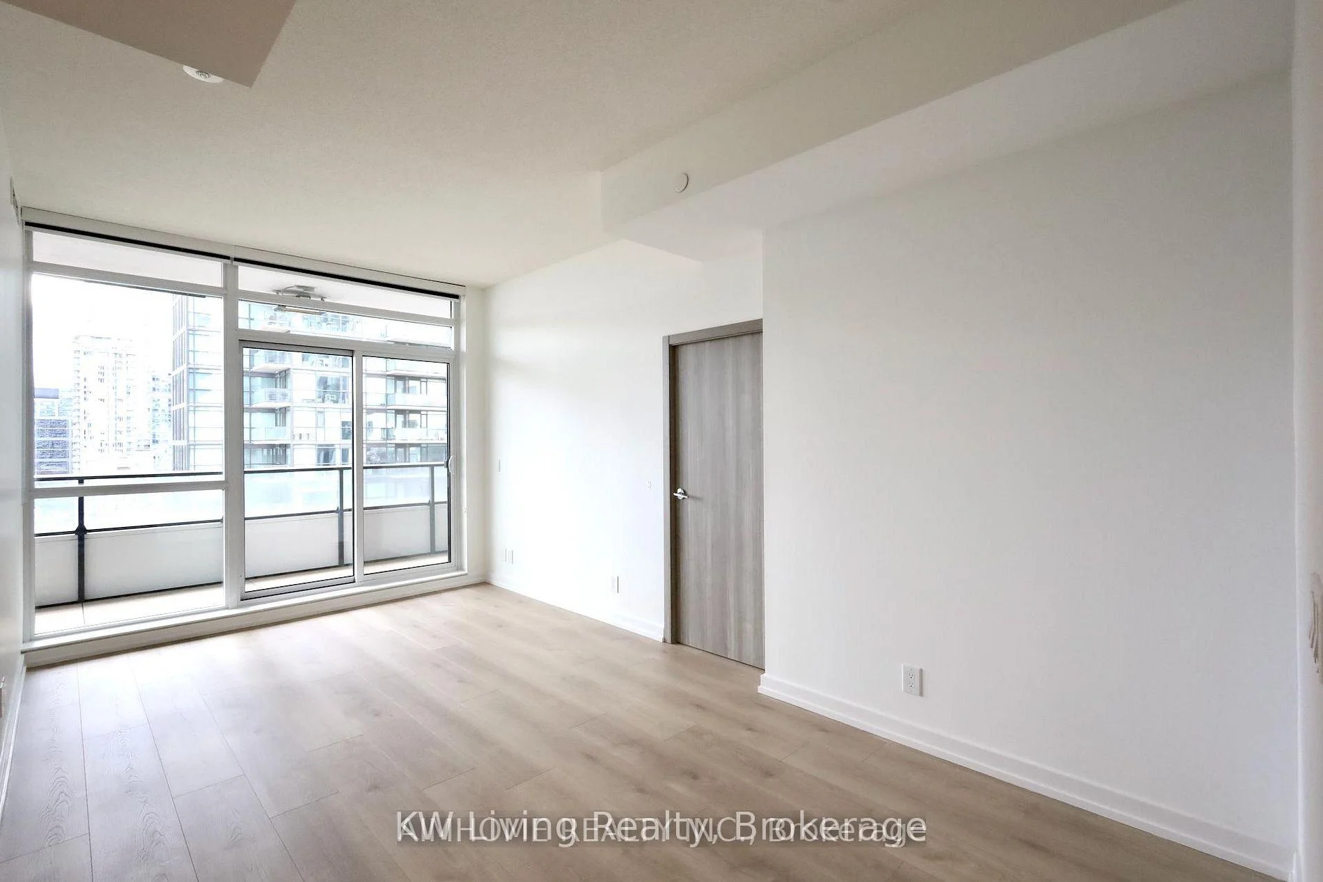 Photo 9 of Unit 1905, 38 Widmer Street, Toronto, Waterfront Communities — HOMEH