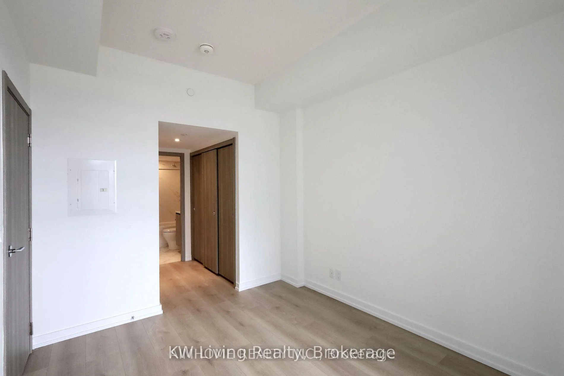 Photo 10 of Unit 1905, 38 Widmer Street, Toronto, Waterfront Communities — HOMEH