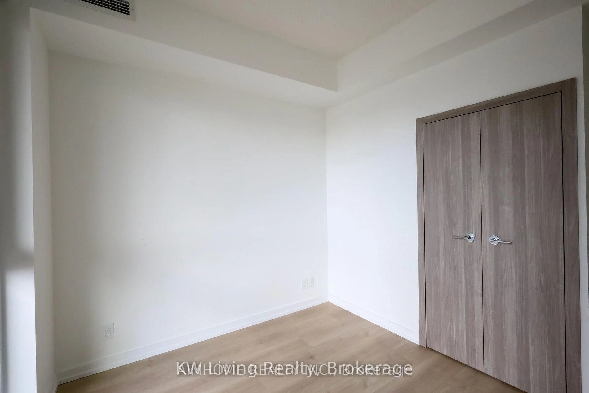 Photo 11 of Unit 1905, 38 Widmer Street, Toronto, Waterfront Communities — HOMEH